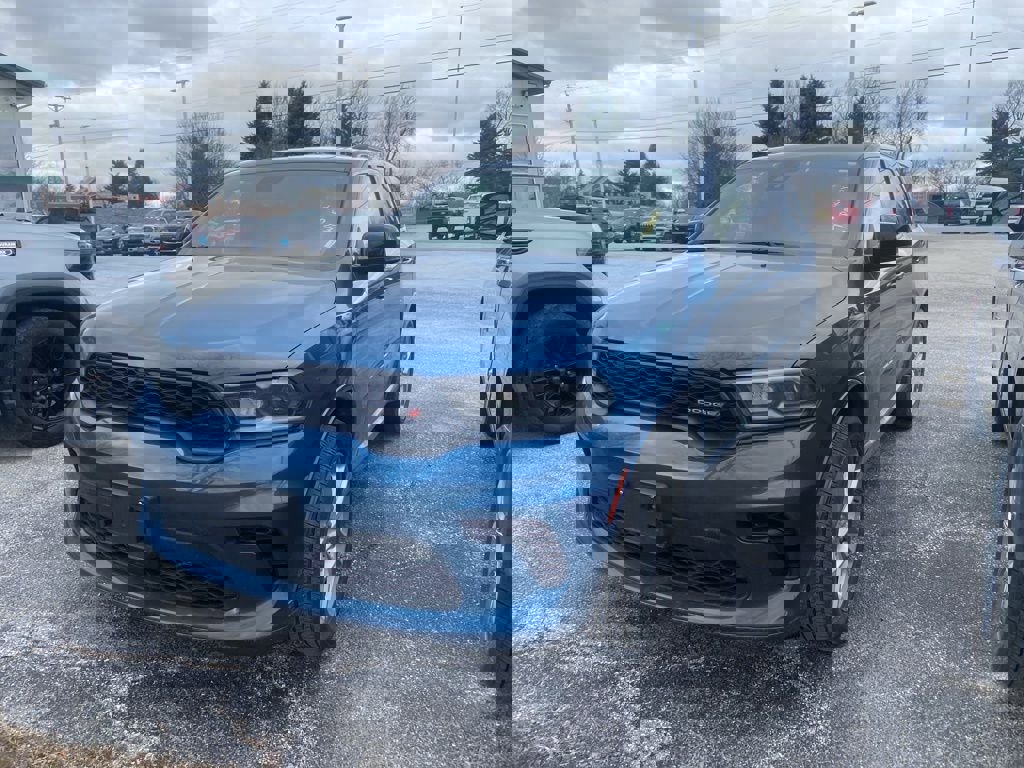 Used 2024 Dodge Durango GT image 3