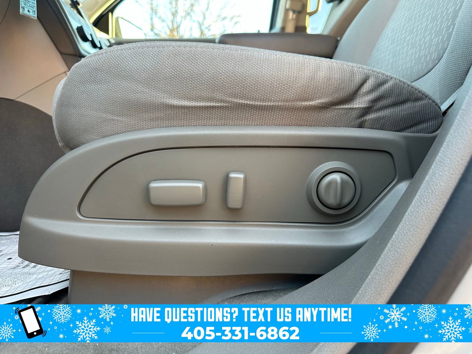 Used 2016 GMC Acadia SLE image 14