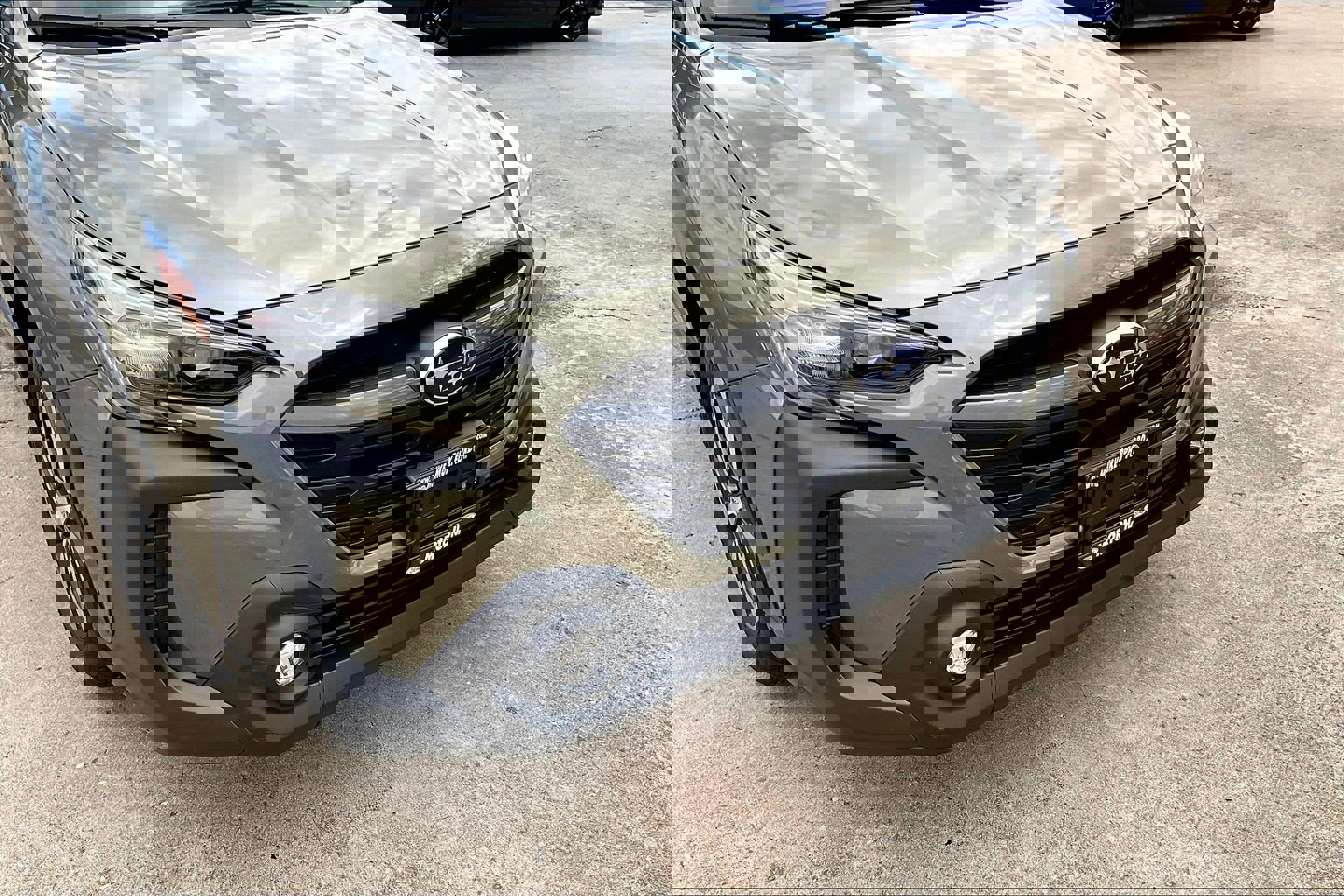 Used 2023 Subaru Outback Premium image 3