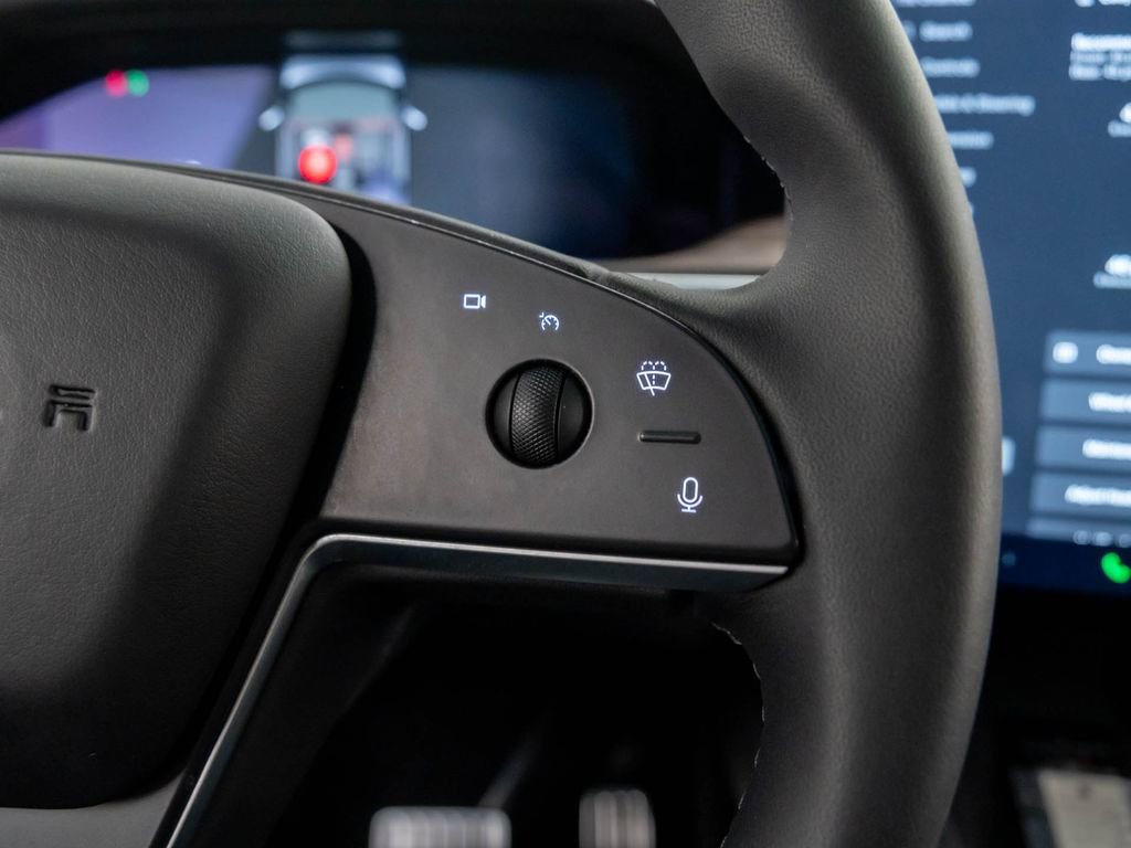 Used 2024 Tesla Model X image 27