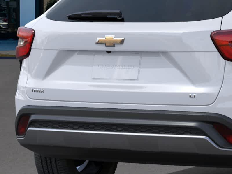 New 2026 Chevrolet Trax LT w/ Driver Confidence Package FWD image 14