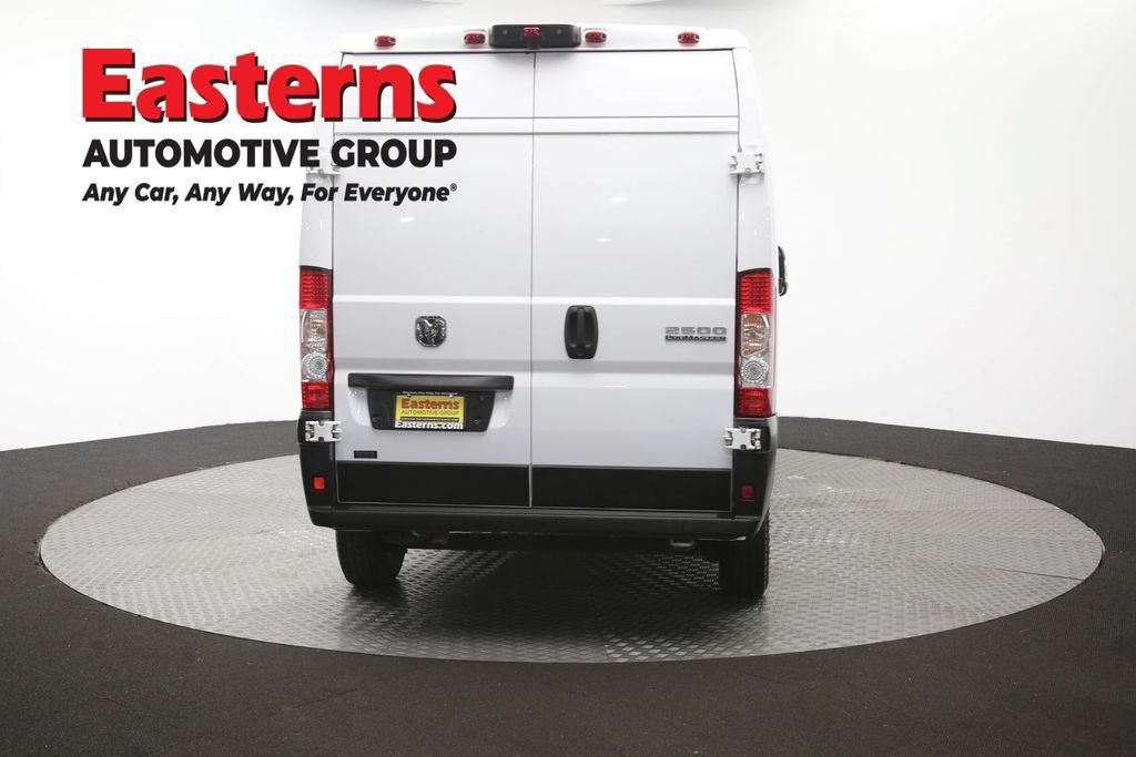 Used 2023 RAM ProMaster 2500 w/ Convenience Group FWD image 33