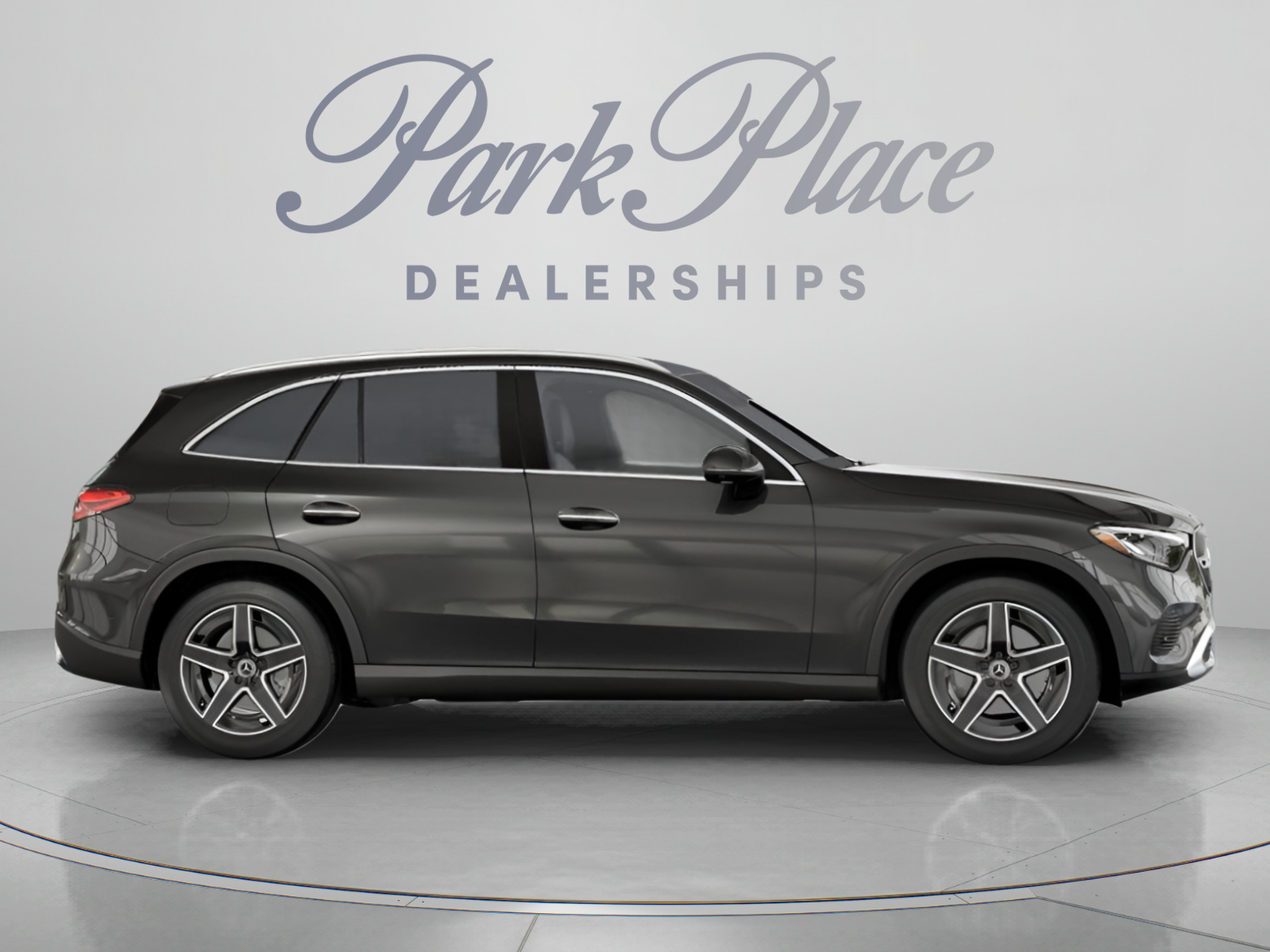 Used 2026 Mercedes-Benz GLC 300 image 27