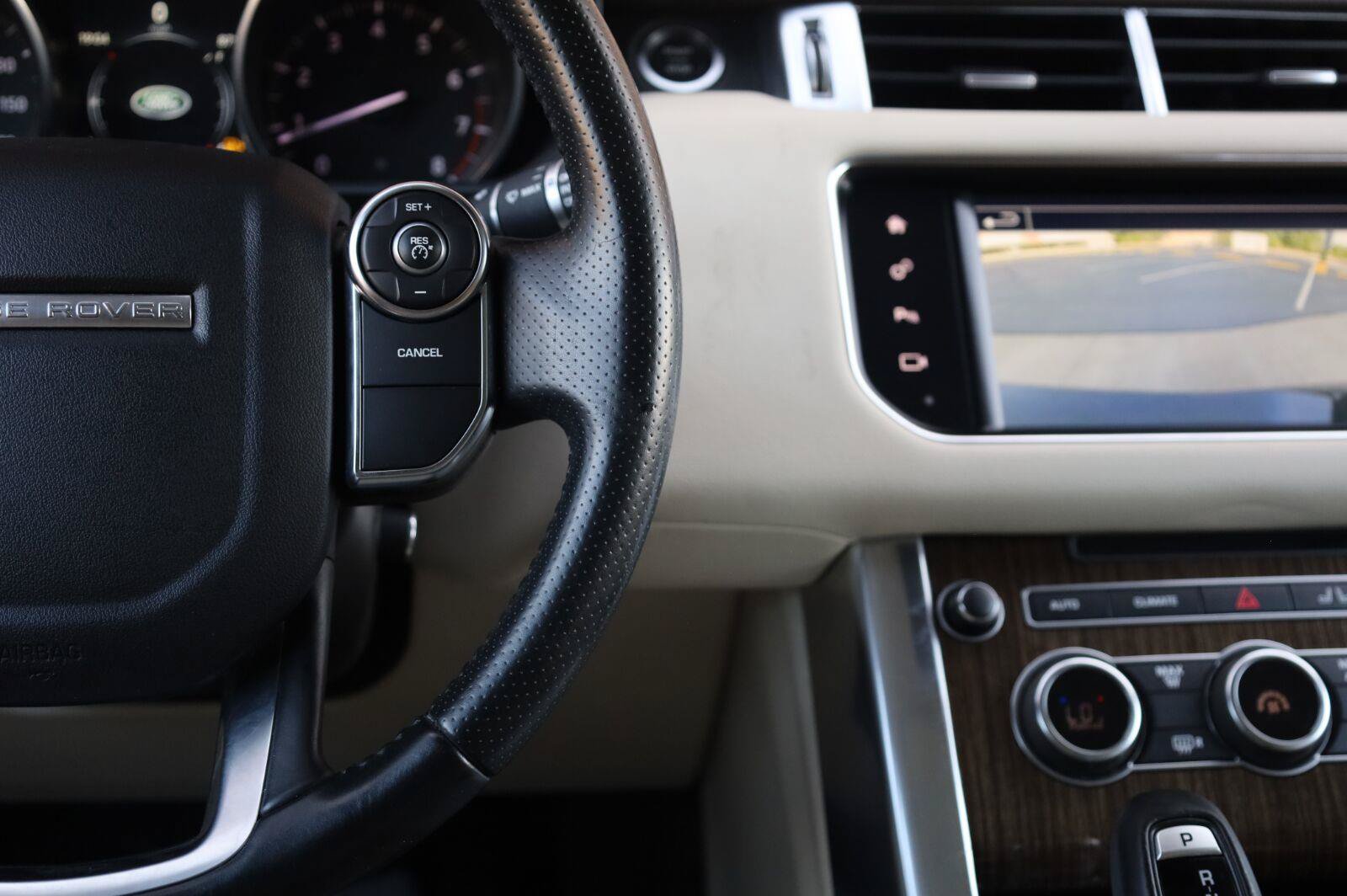 Used 2016 Land Rover Range Rover Sport HSE AWD/4WD image 35