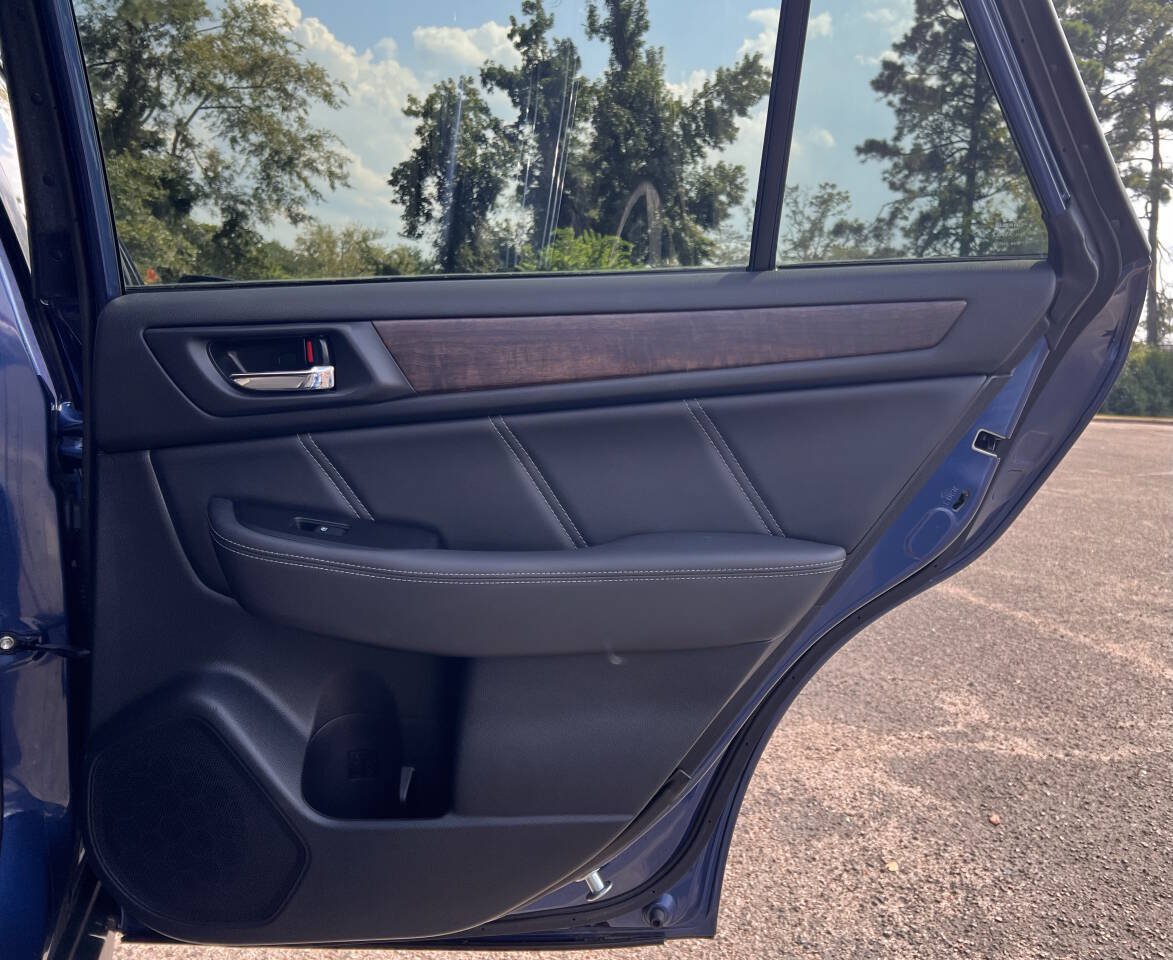 Used 2019 Subaru Outback 2.5i Limited AWD/4WD image 19