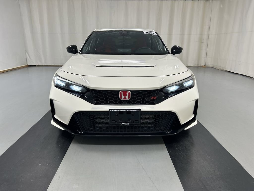 Used 2024 Honda Civic Type R image 3