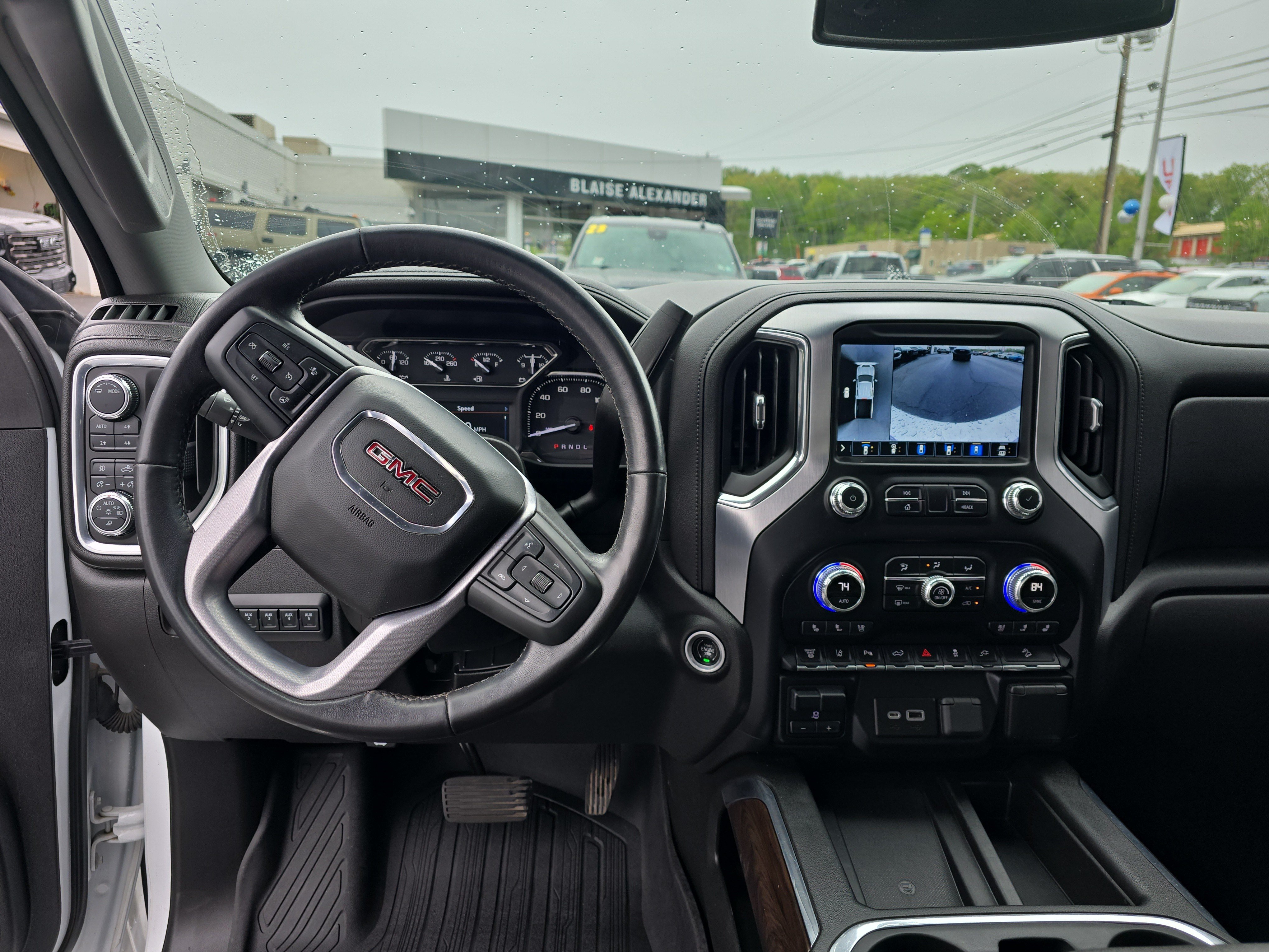 Used 2022 GMC Sierra 2500 SLT w/ SLT Premium Package AWD/4WD image 16