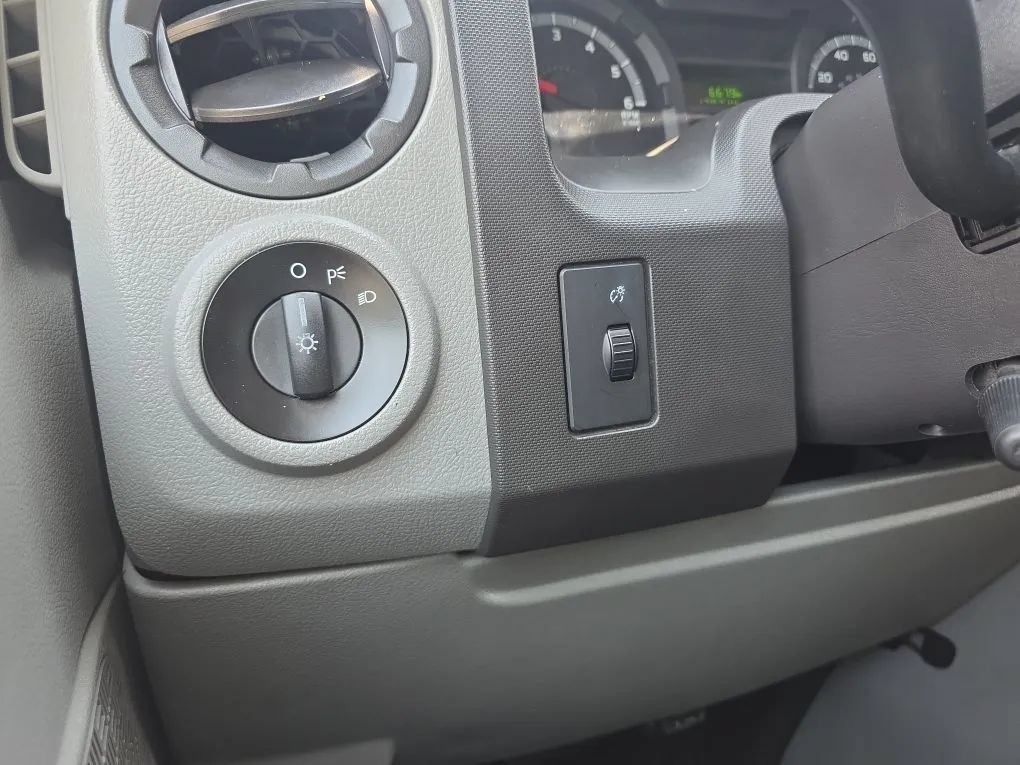 Used 2018 Ford E-350 and Econoline 350 Super Duty w/ Power Windows & Locks Group RWD image 21