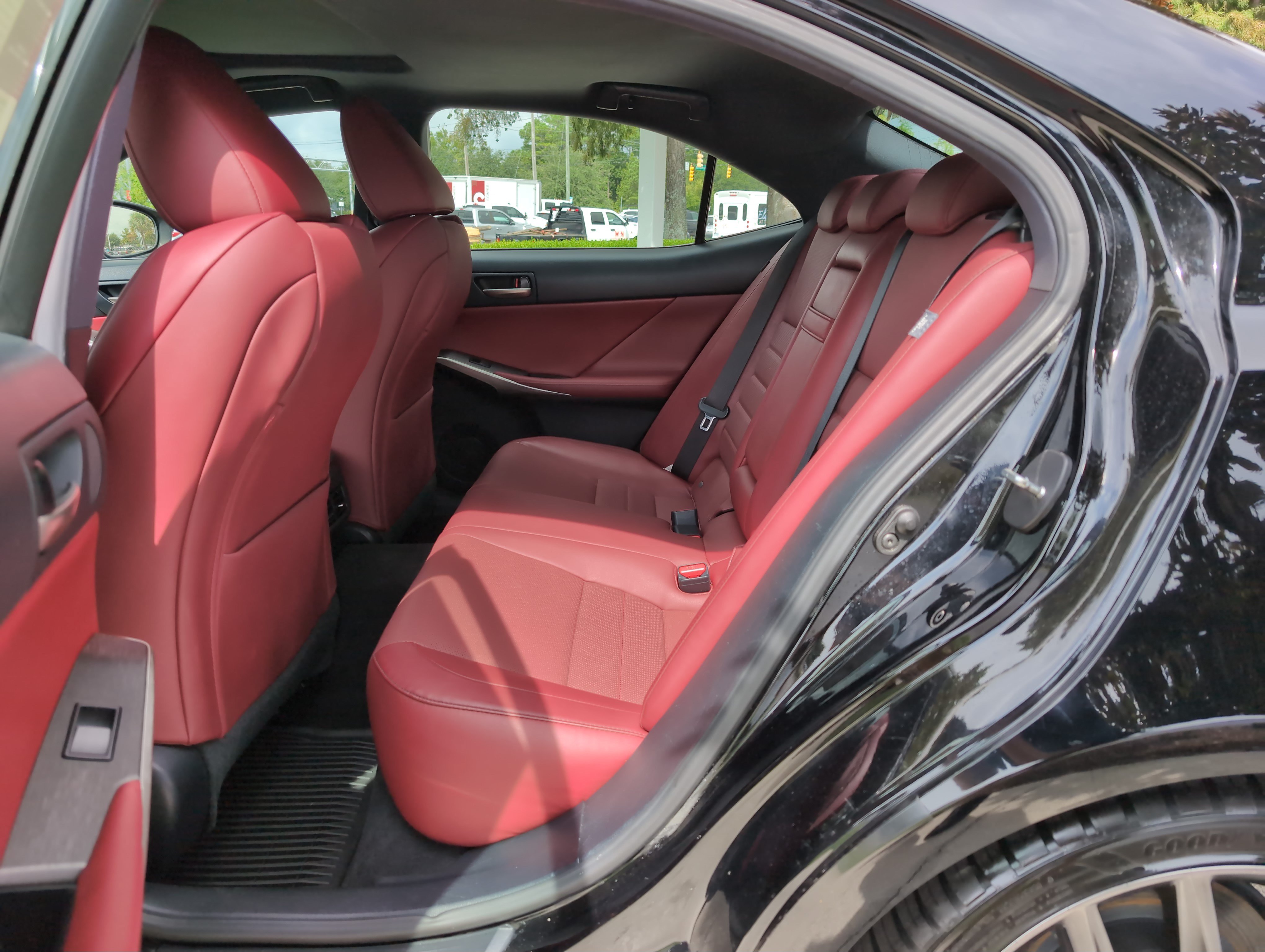 Used 2019 Lexus IS 350 F Sport w/ F Sport Package RWD image 31