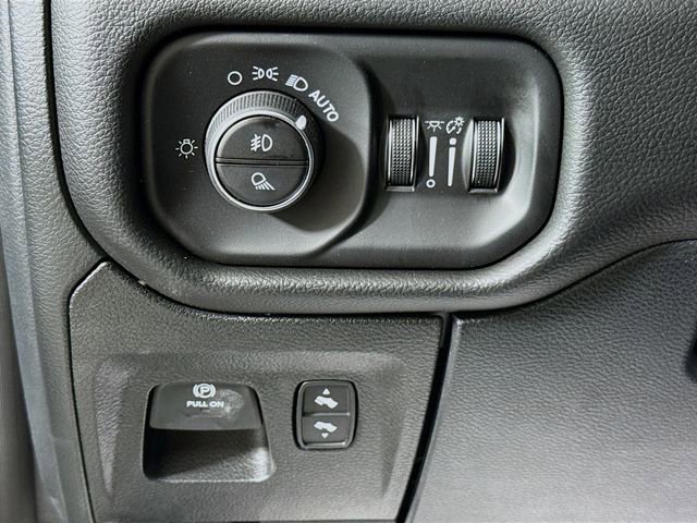 New 2026 RAM 1500 Big Horn AWD/4WD image 10