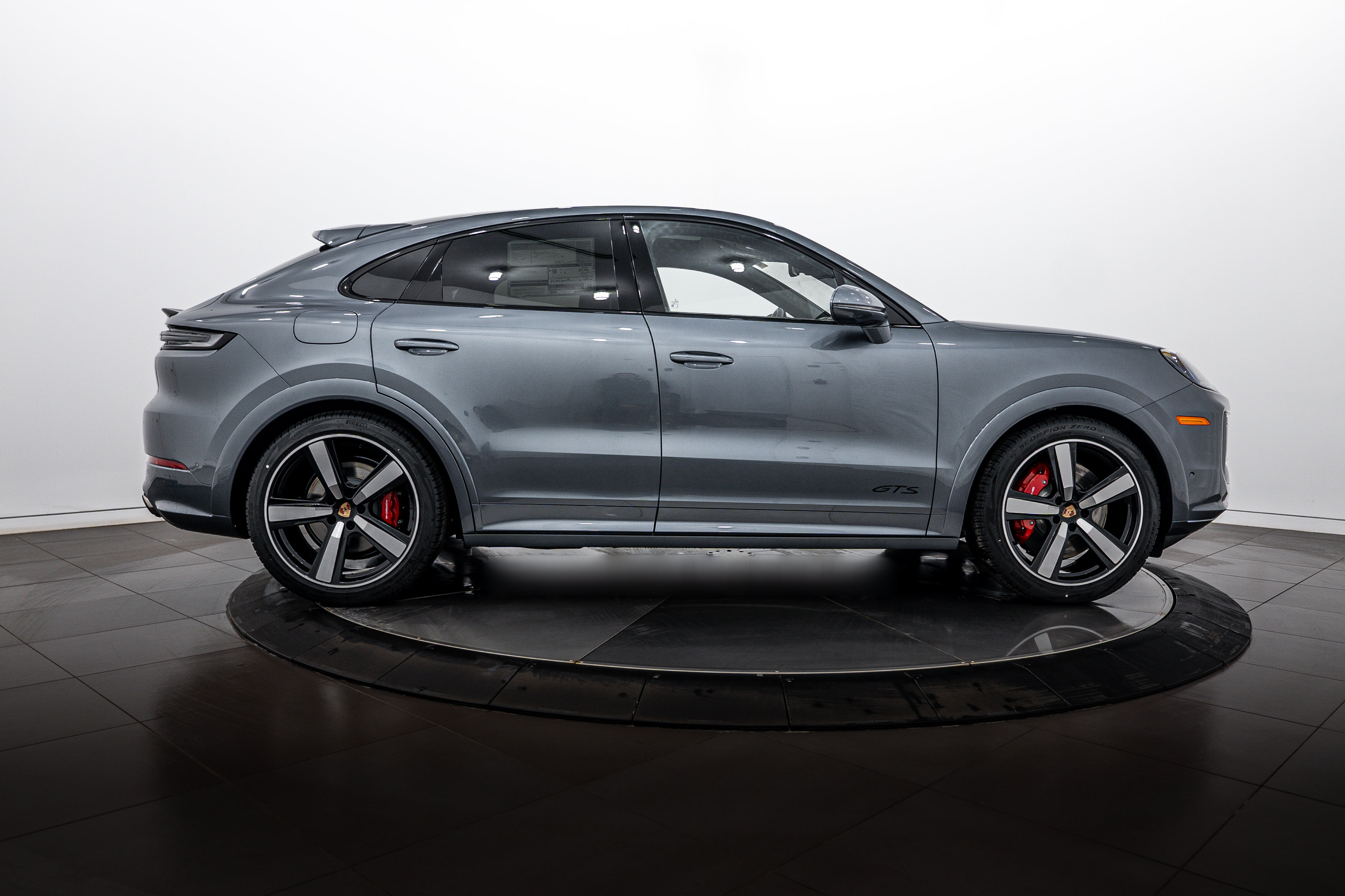 New 2026 Porsche Cayenne GTS AWD/4WD image 8