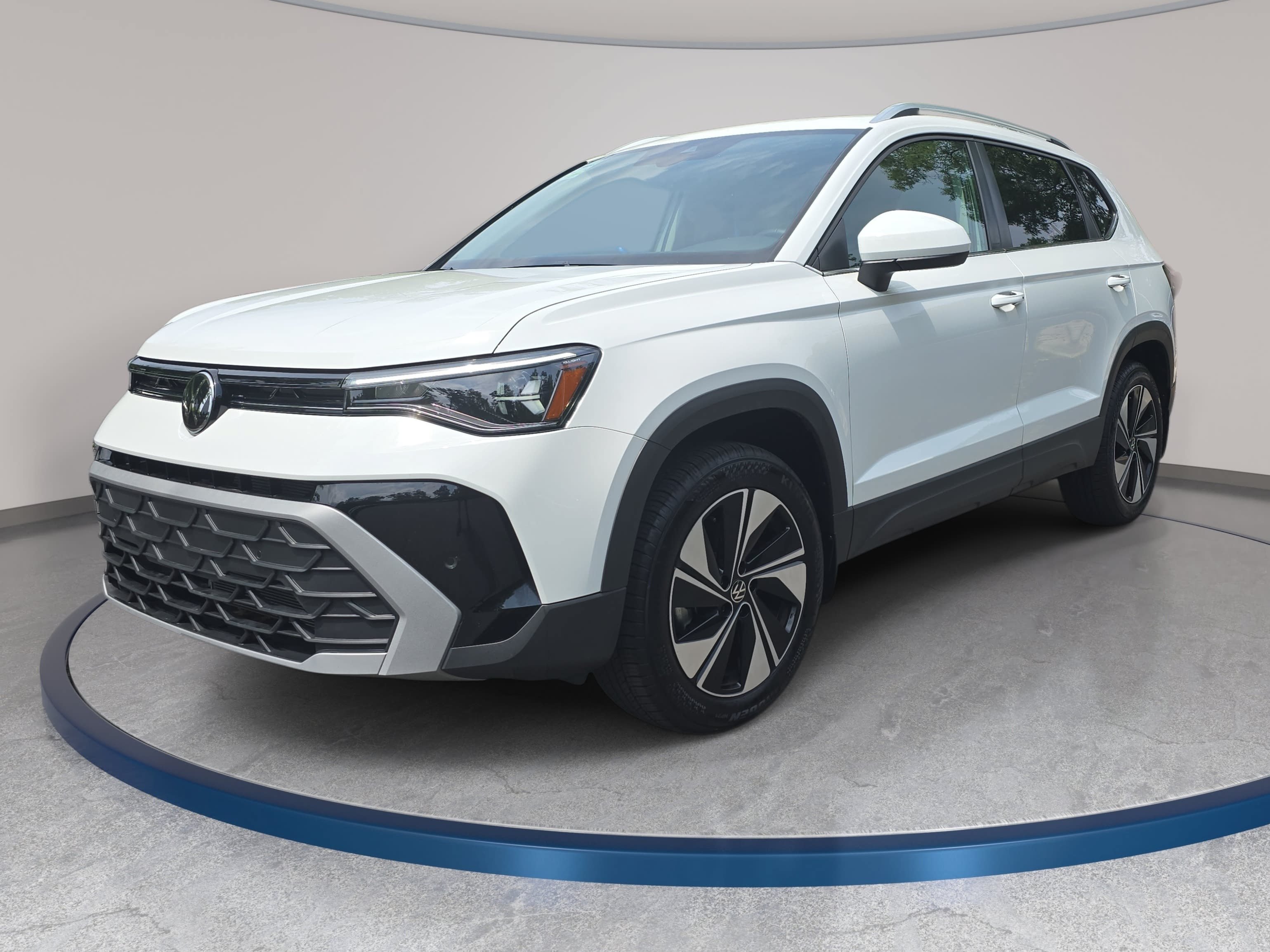 Certified 2025 Volkswagen Taos SE