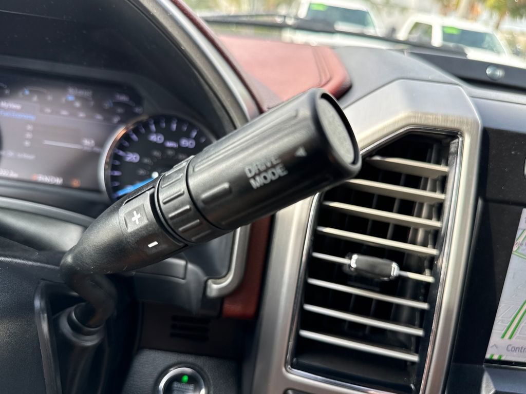 Used 2020 Ford F250 Platinum w/ FX4 Off-Road Package AWD/4WD image 27