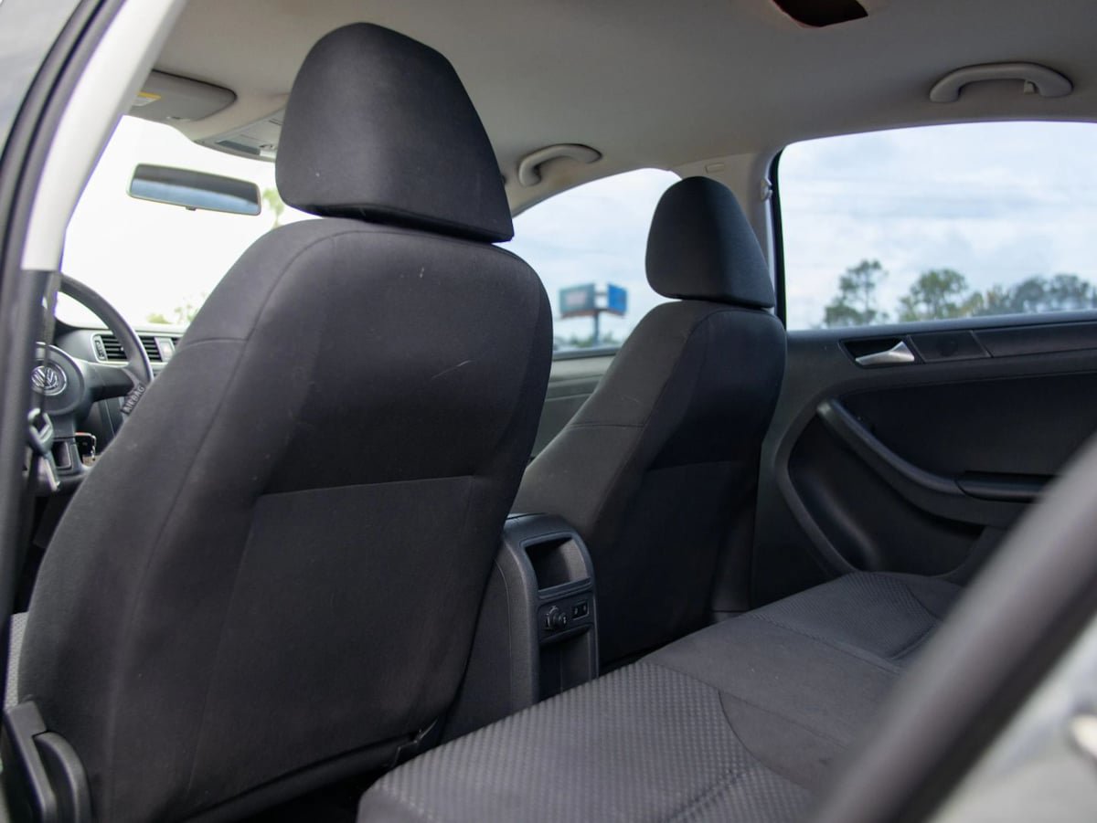 Used 2013 Volkswagen Jetta S FWD image 17