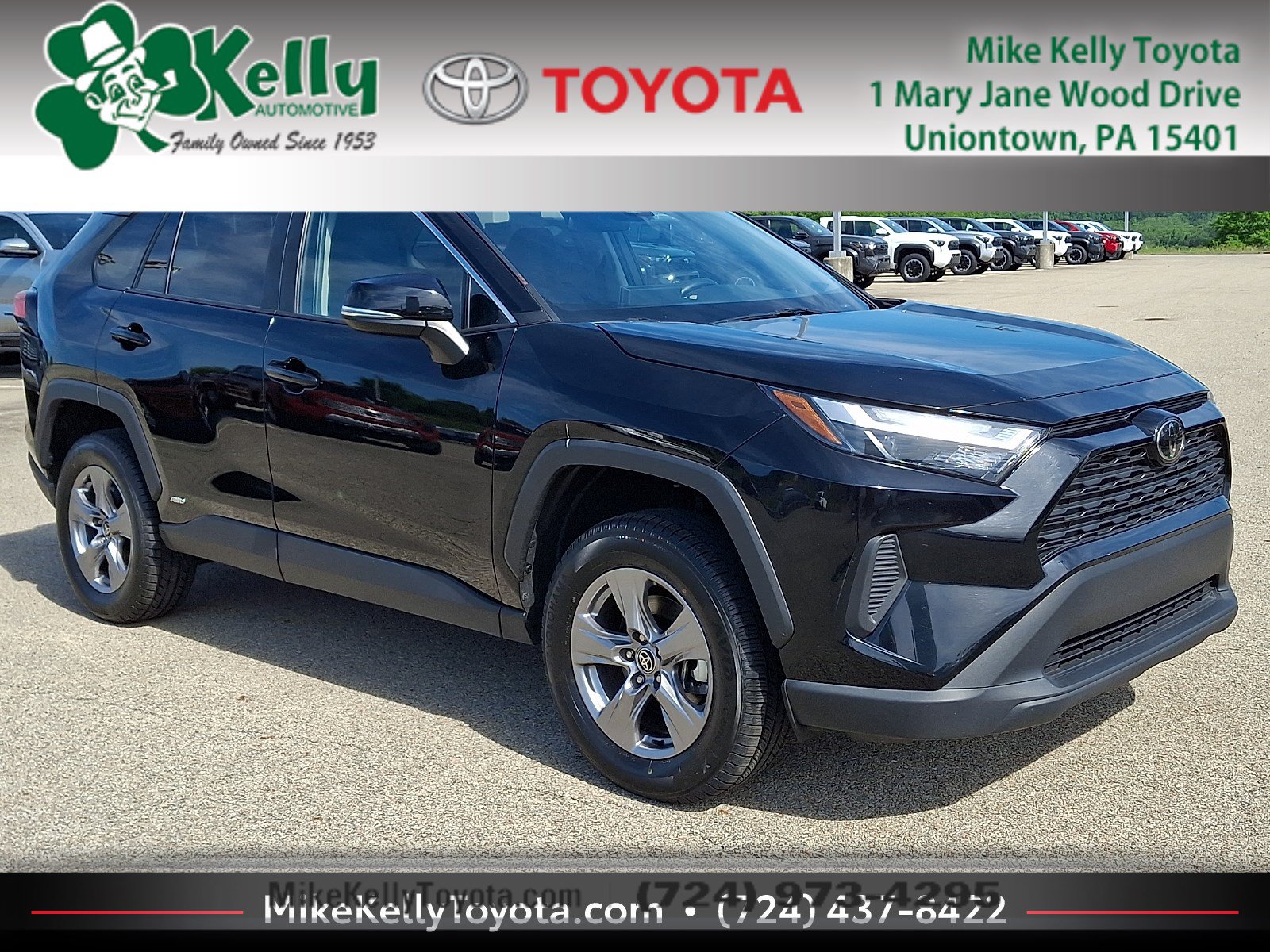 Used 2025 Toyota RAV4 XLE AWD/4WD image 1