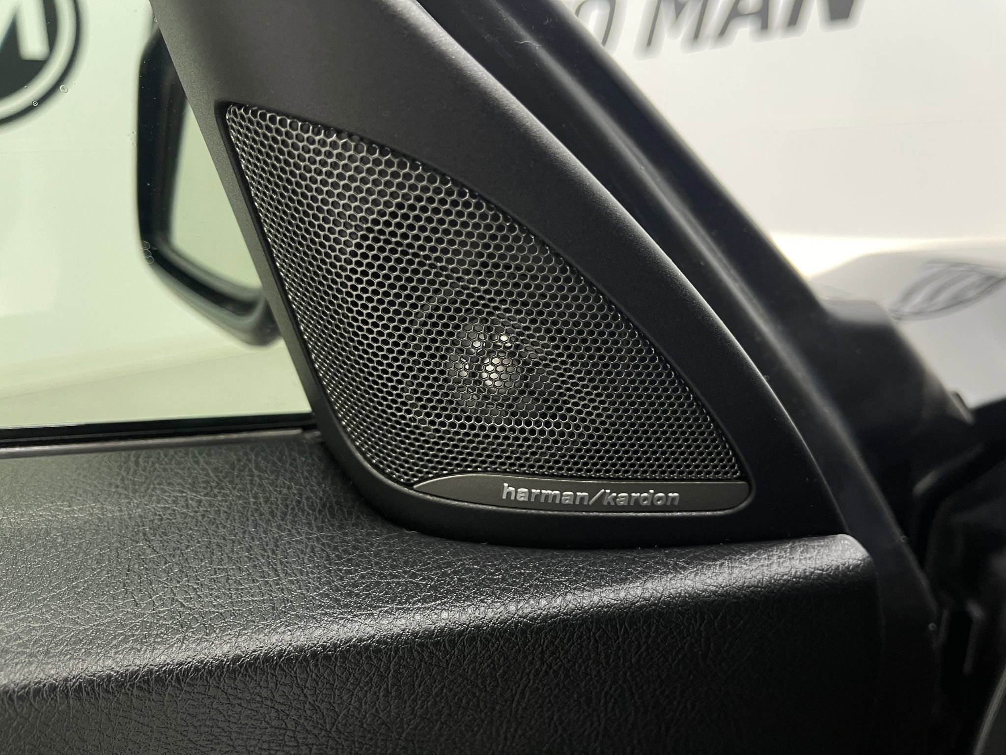 Used 2016 BMW M235i xDrive Coupe image 18