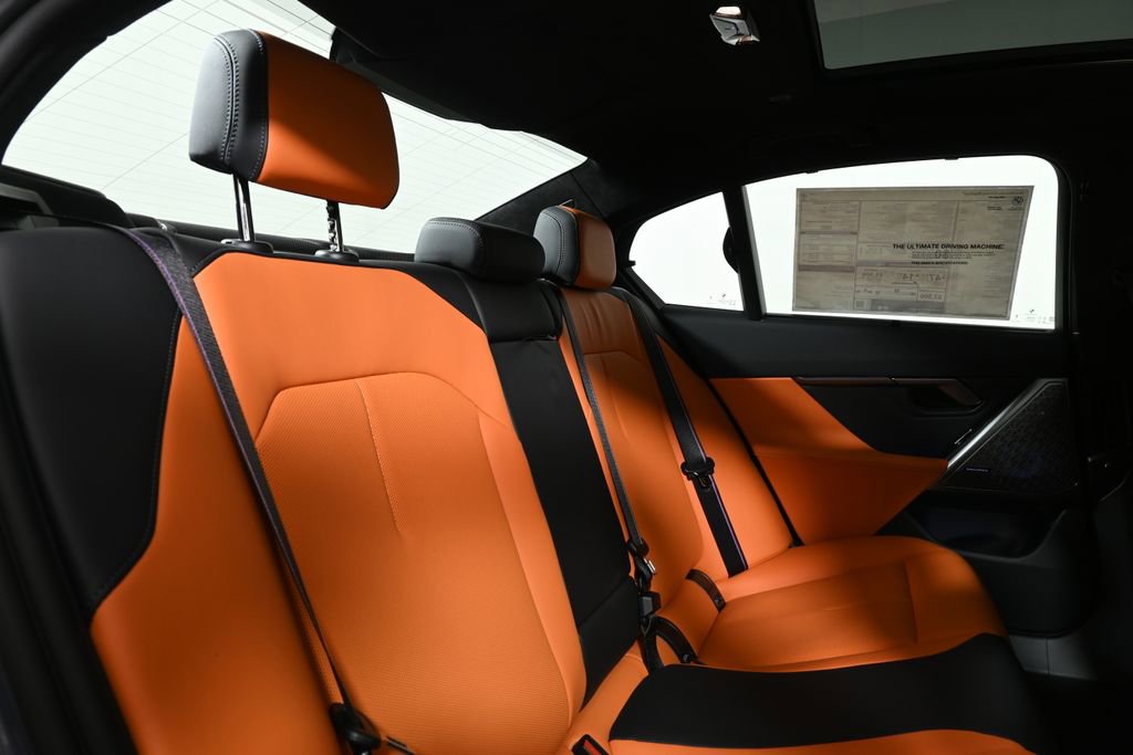 New 2026 BMW M5 w/ Executive Package AWD/4WD image 37