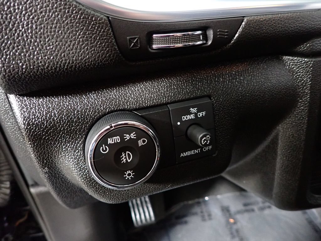 Used 2016 Chevrolet Traverse LT AWD/4WD image 25