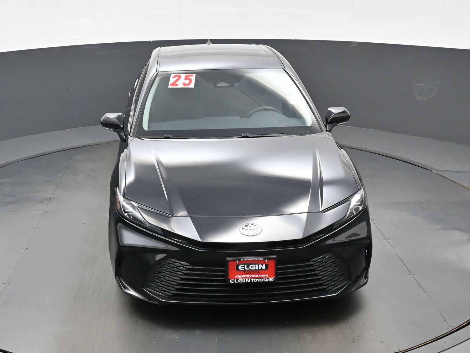Used 2025 Toyota Camry LE FWD image 35