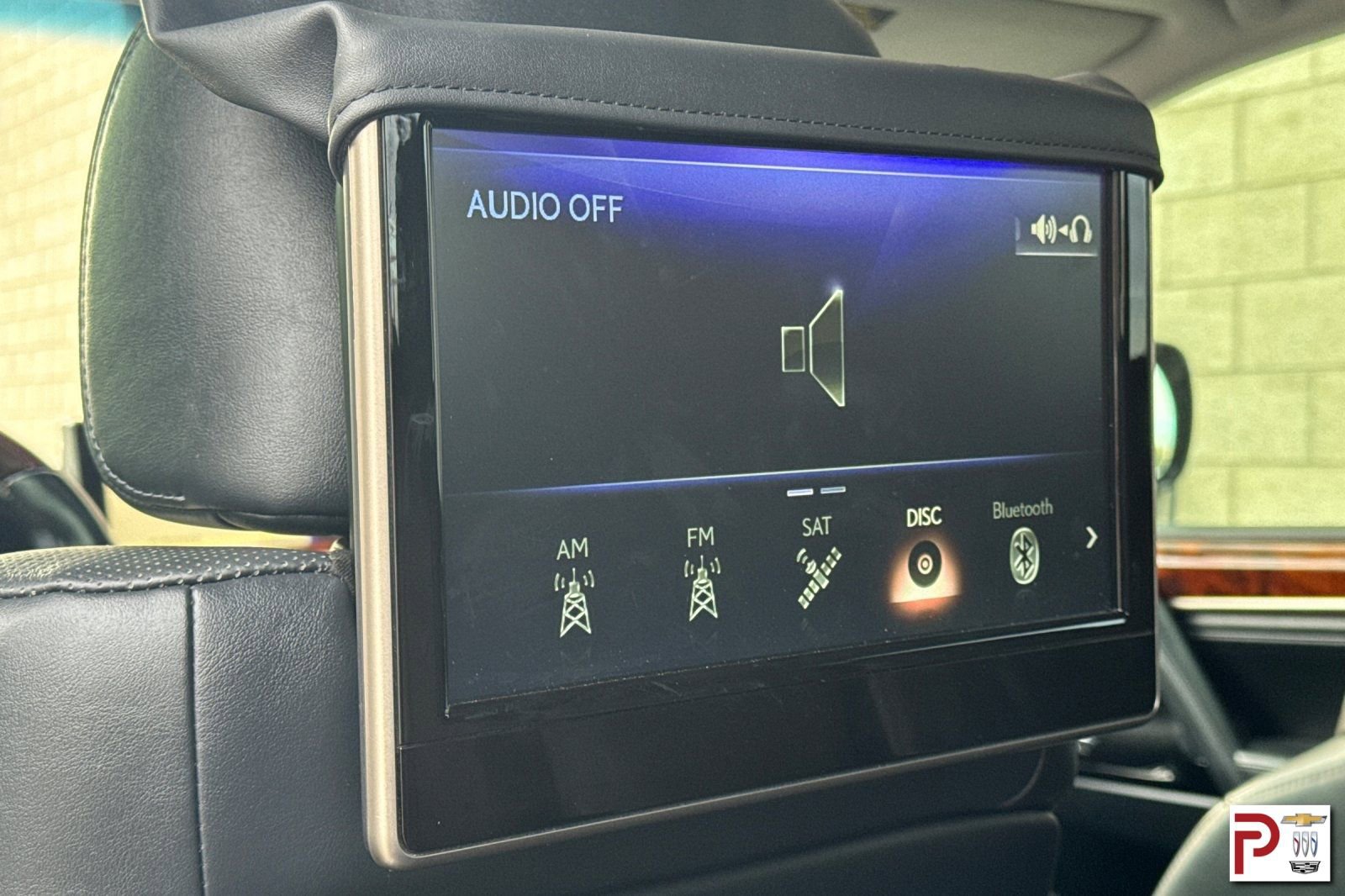 Used 2019 Lexus LX 570 4WD w/ Luxury Package image 19