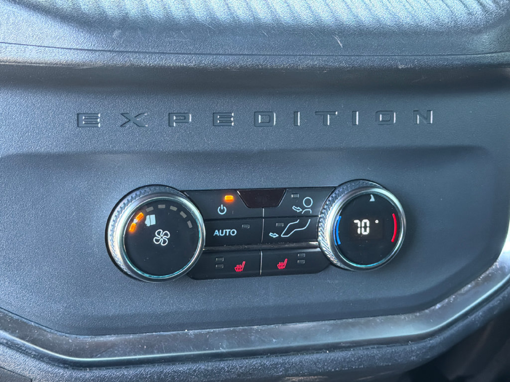 Used 2025 Ford Expedition King Ranch AWD/4WD image 24