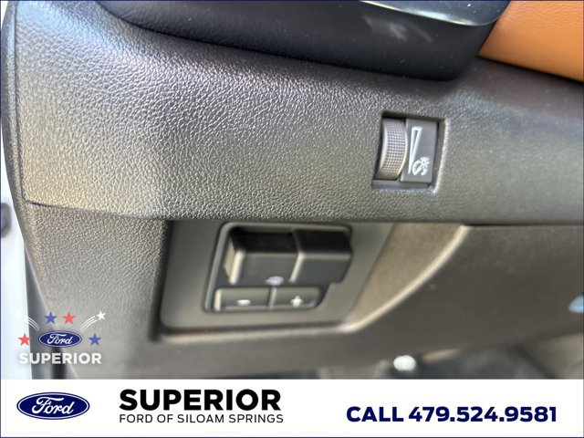 Used 2024 GMC Canyon AT4 AWD/4WD image 22