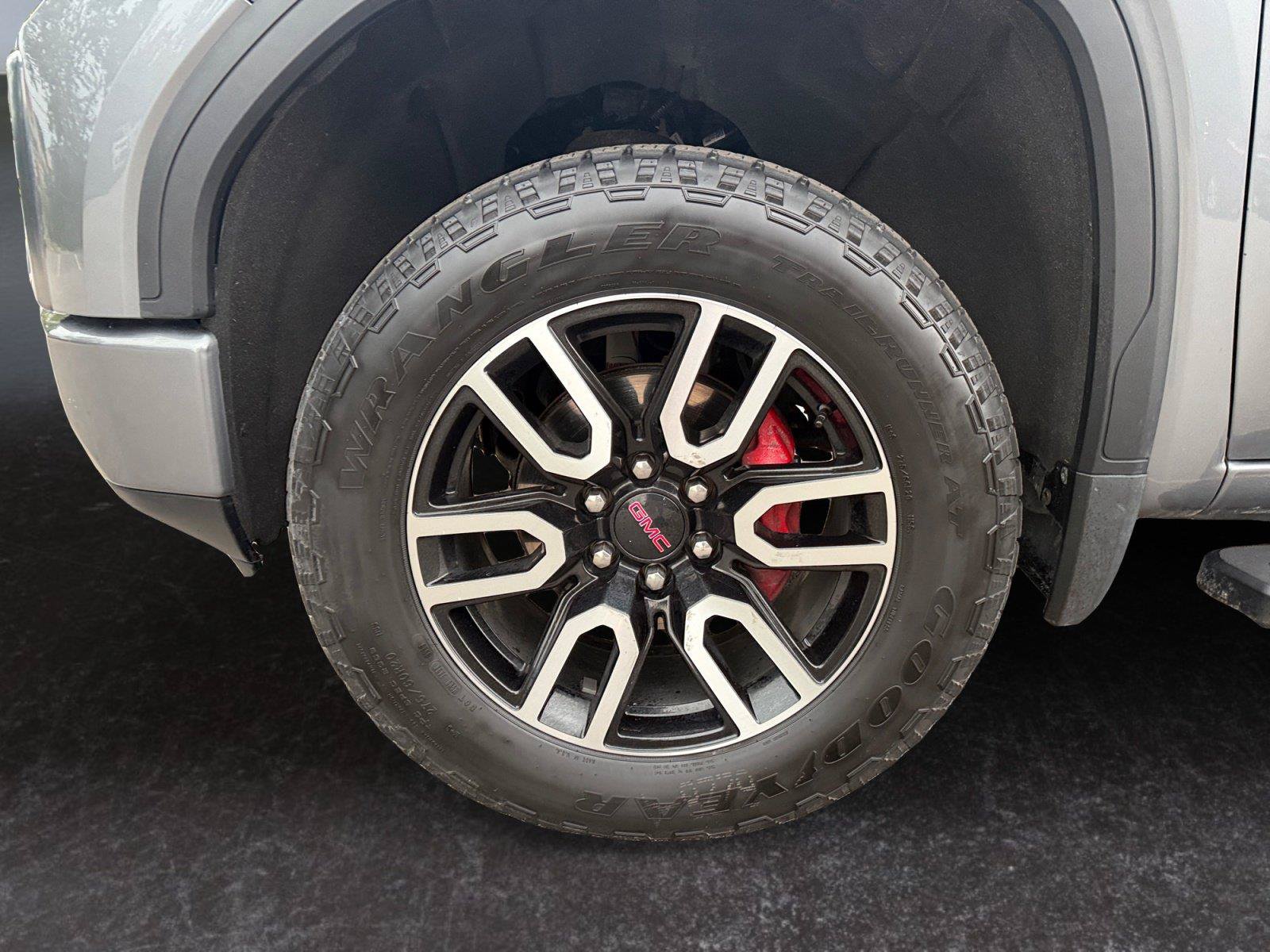 Used 2019 GMC Sierra 1500 AT4 w/ Driver Alert Package I AWD/4WD image 25