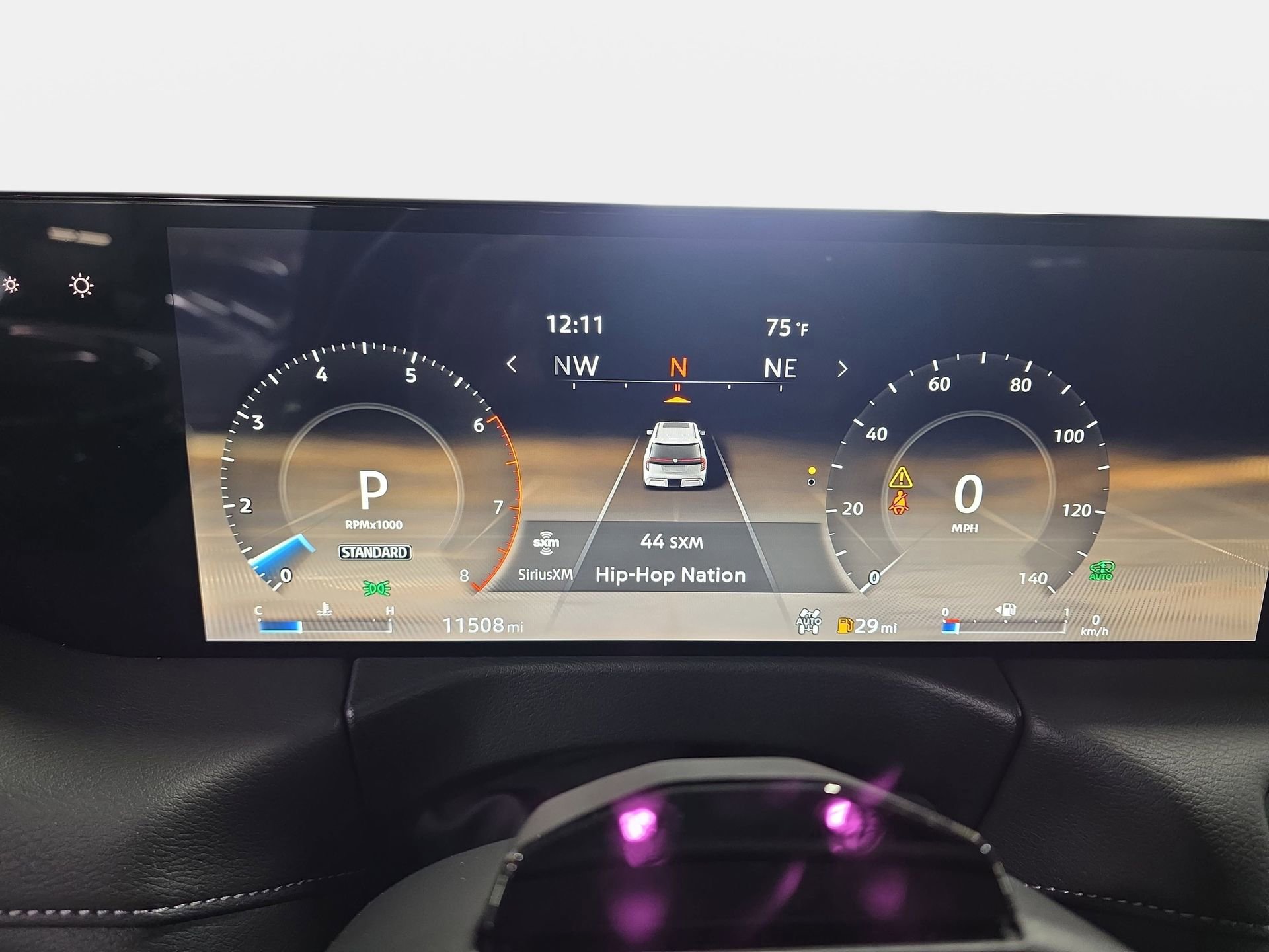 Used 2025 Nissan Armada Platinum Reserve image 19