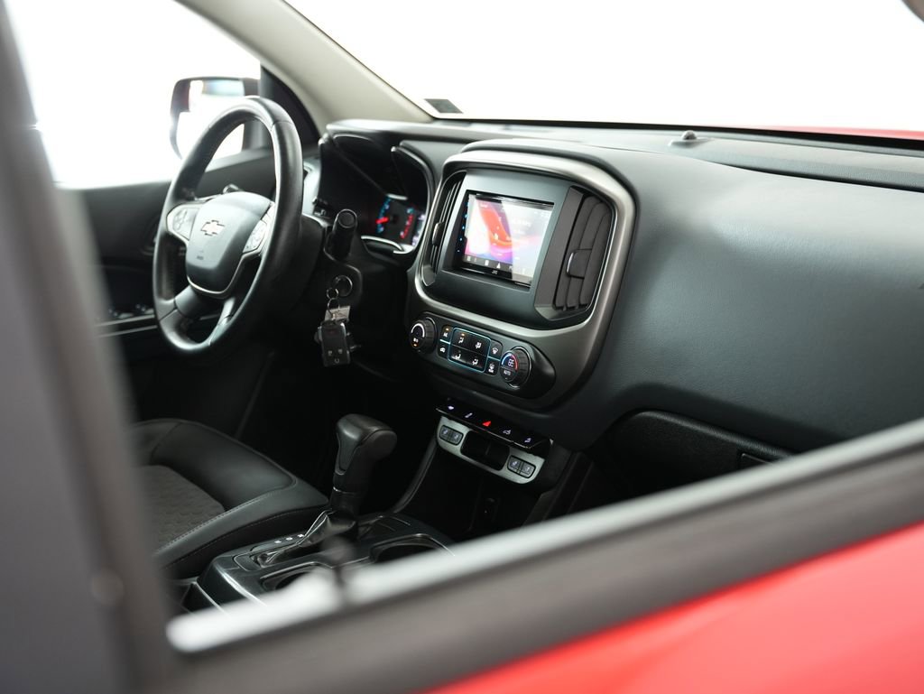 Used 2015 Chevrolet Colorado Z71 w/ LPO, Gearon Divider Package AWD/4WD image 45