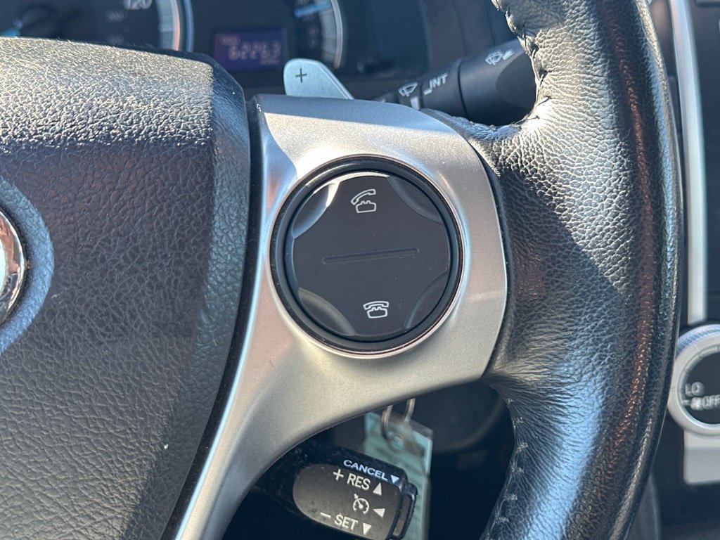 Used 2012 Toyota Camry SE FWD image 21