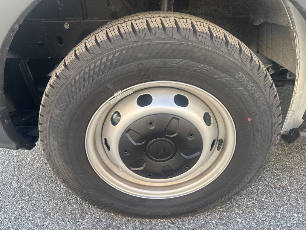 New 2024 Ford Transit 150 148 Medium Roof w/ Load Area Protection Package image 10