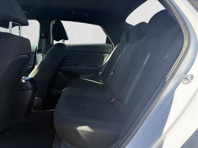 Certified 2025 Hyundai Elantra Sport w/ Cargo Package image 15