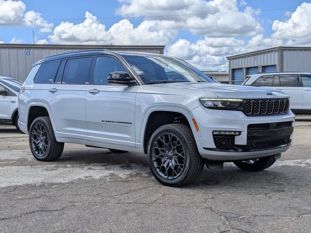 Used 2025 Jeep Grand Cherokee L Summit w/ Obsidian Package AWD/4WD image 2