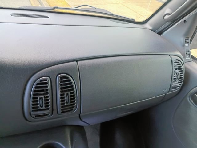 Used 2002 Dodge B3500 RWD image 29