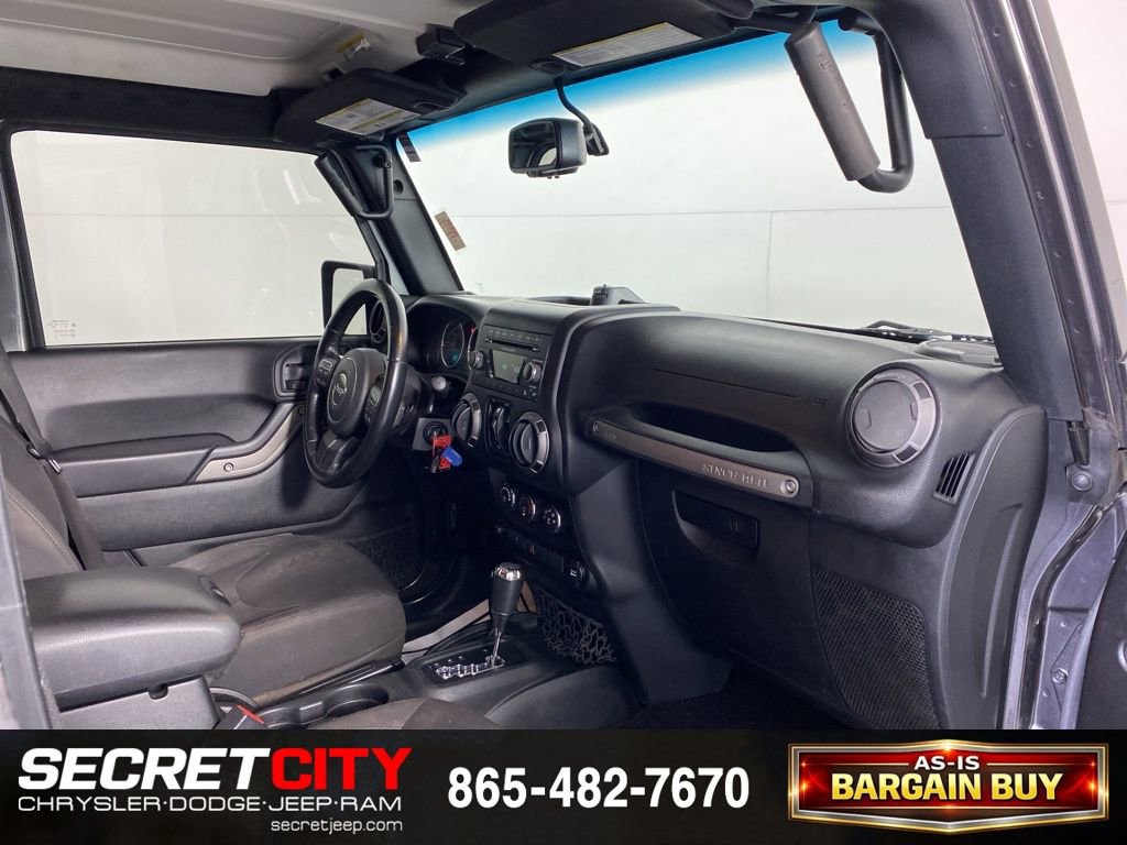 Used 2018 Jeep Wrangler Unlimited Sport S AWD/4WD image 28