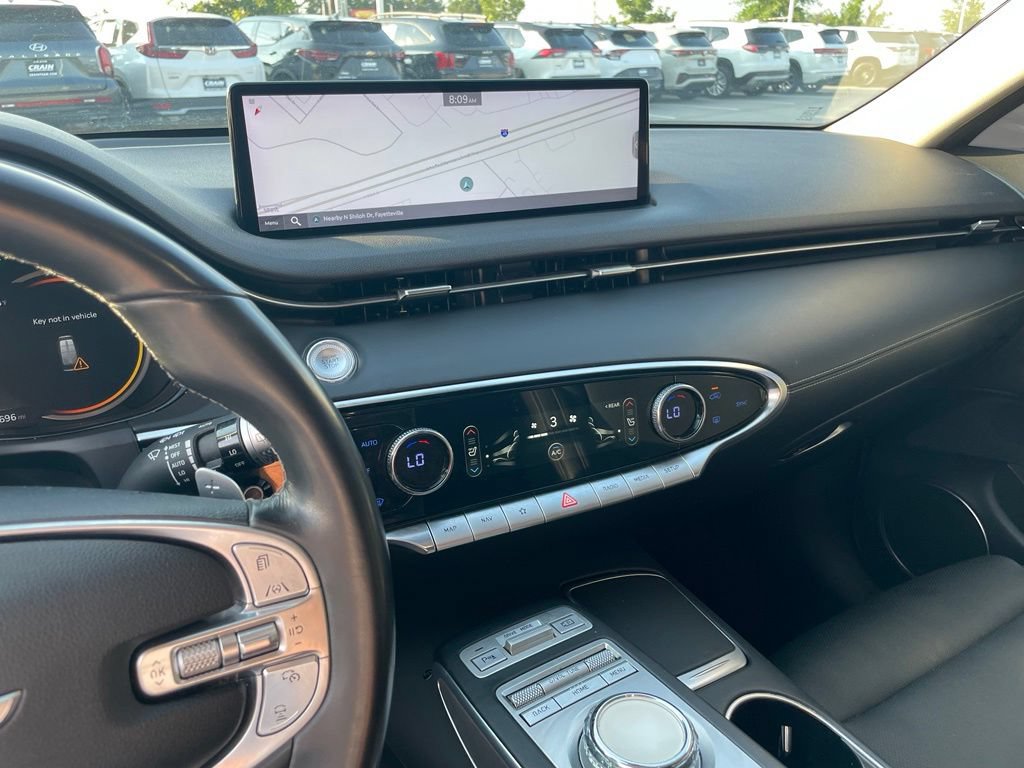Used 2022 Genesis GV70 2.5T w/ Select Package AWD/4WD image 15