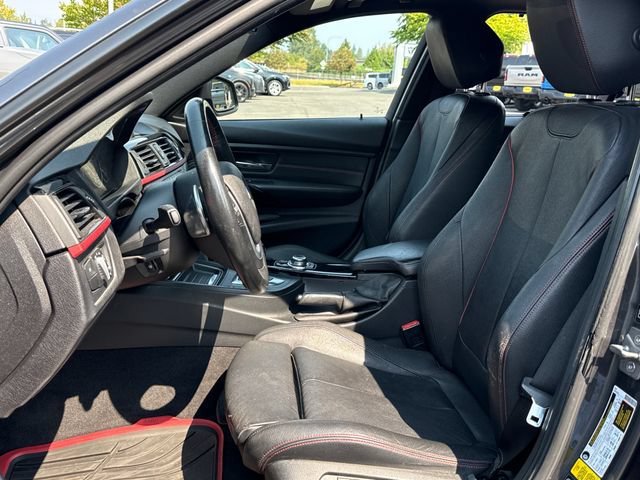 Used 2014 BMW 328i xDrive Wagon AWD/4WD image 17