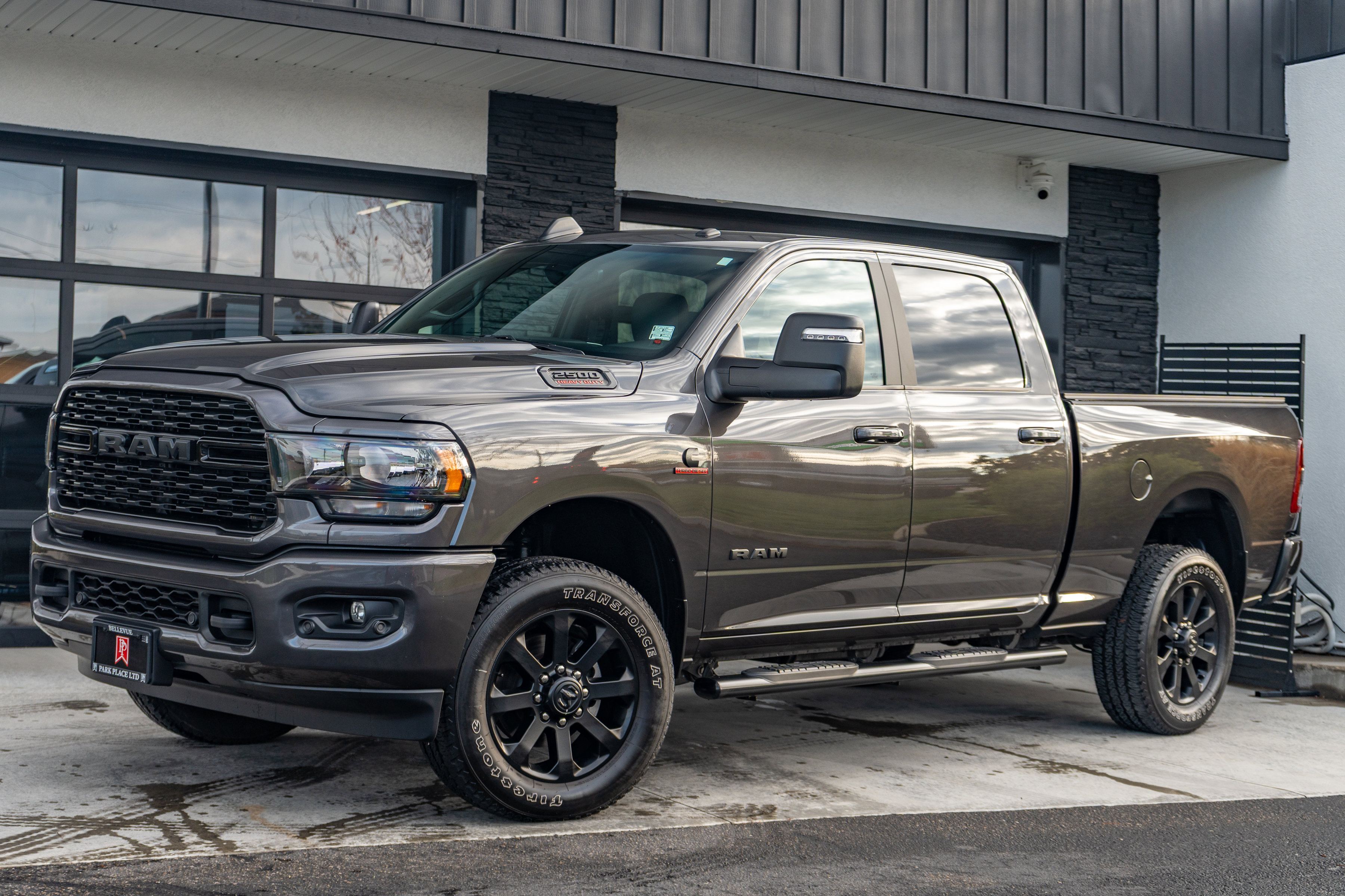 Used 2024 RAM 2500 Big Horn w/ Night Edition AWD/4WD image 3