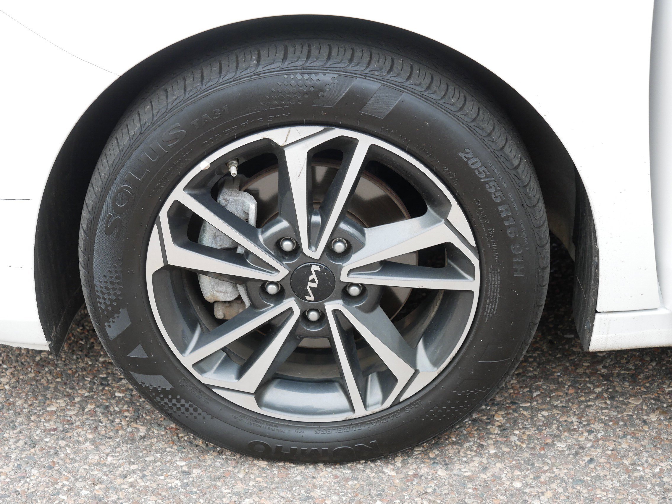 Certified 2024 Kia Forte LXS image 15