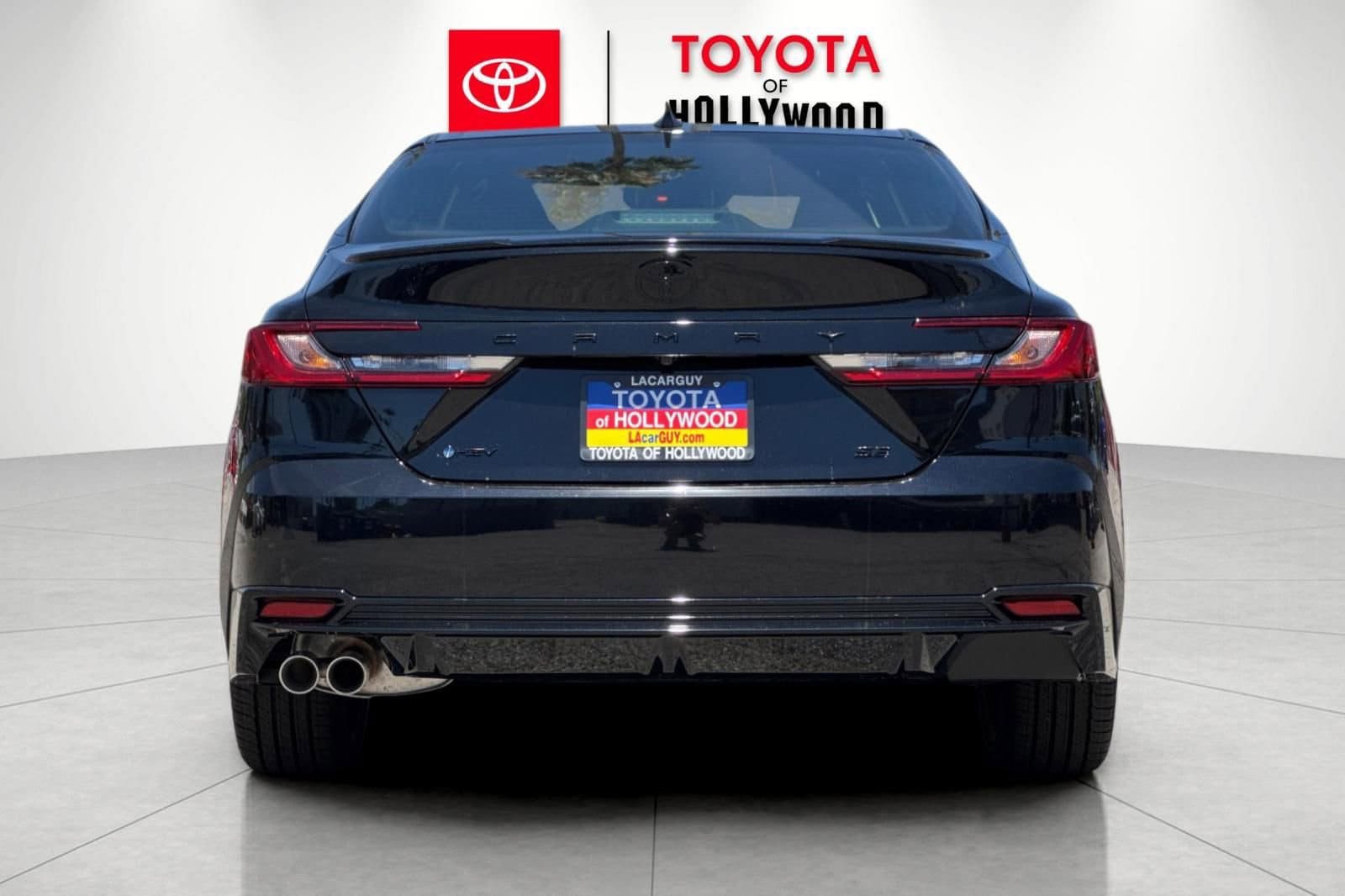 New 2026 Toyota Camry Hybrid FWD image 5