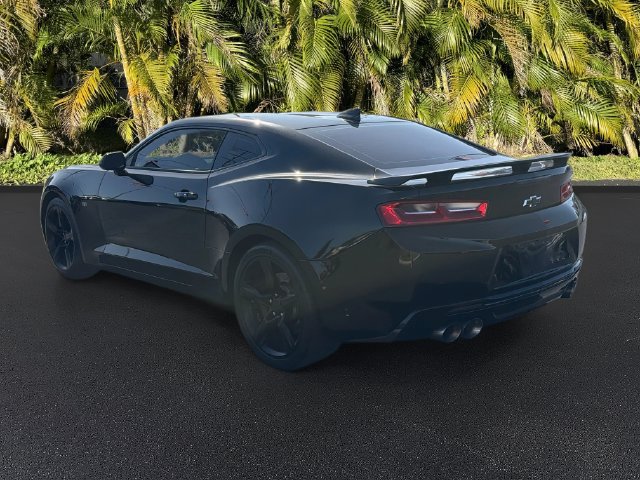 Used 2017 Chevrolet Camaro SS RWD image 7