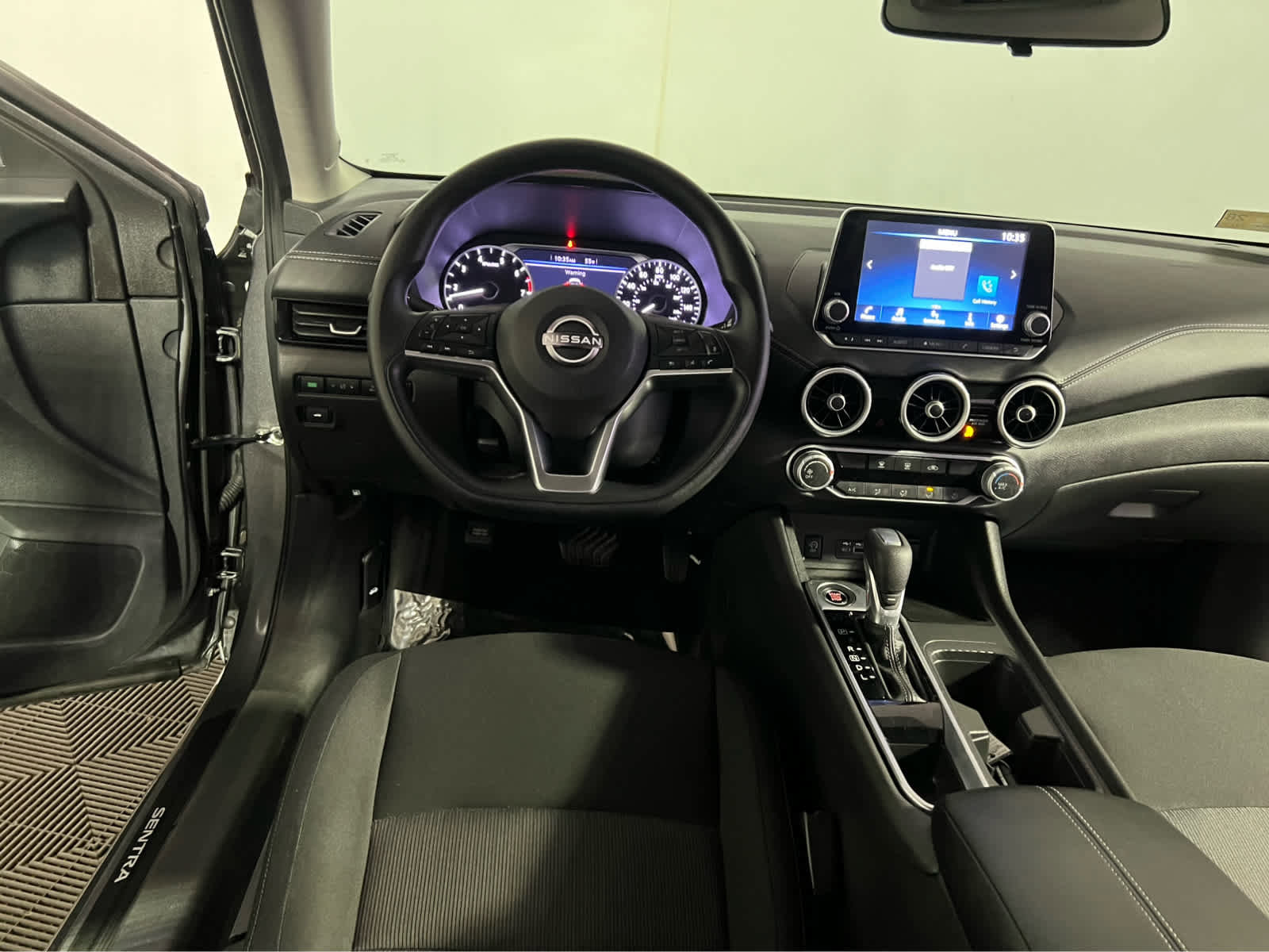 Used 2025 Nissan Sentra SV FWD image 12