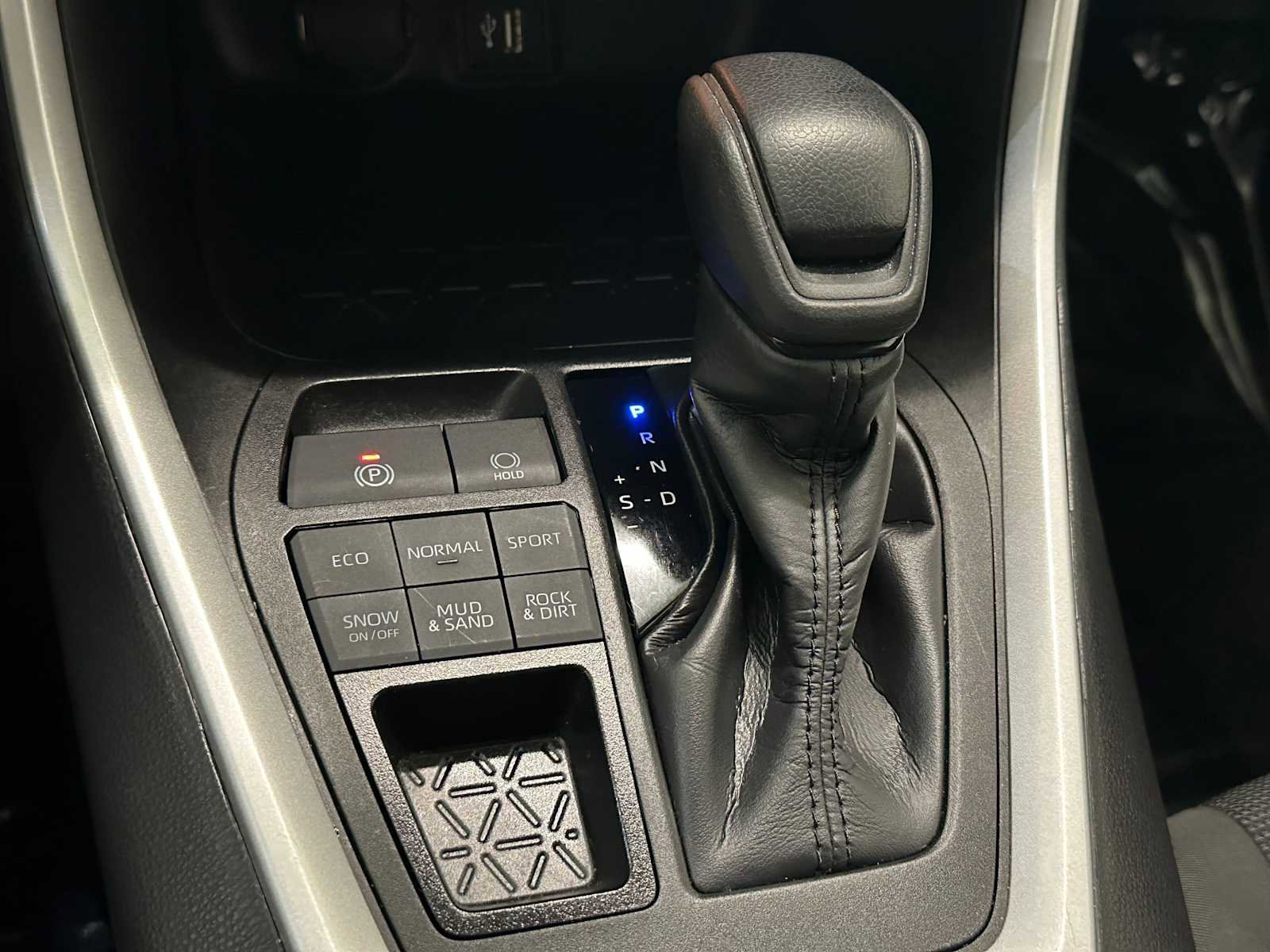 Certified 2024 Toyota RAV4 LE image 17