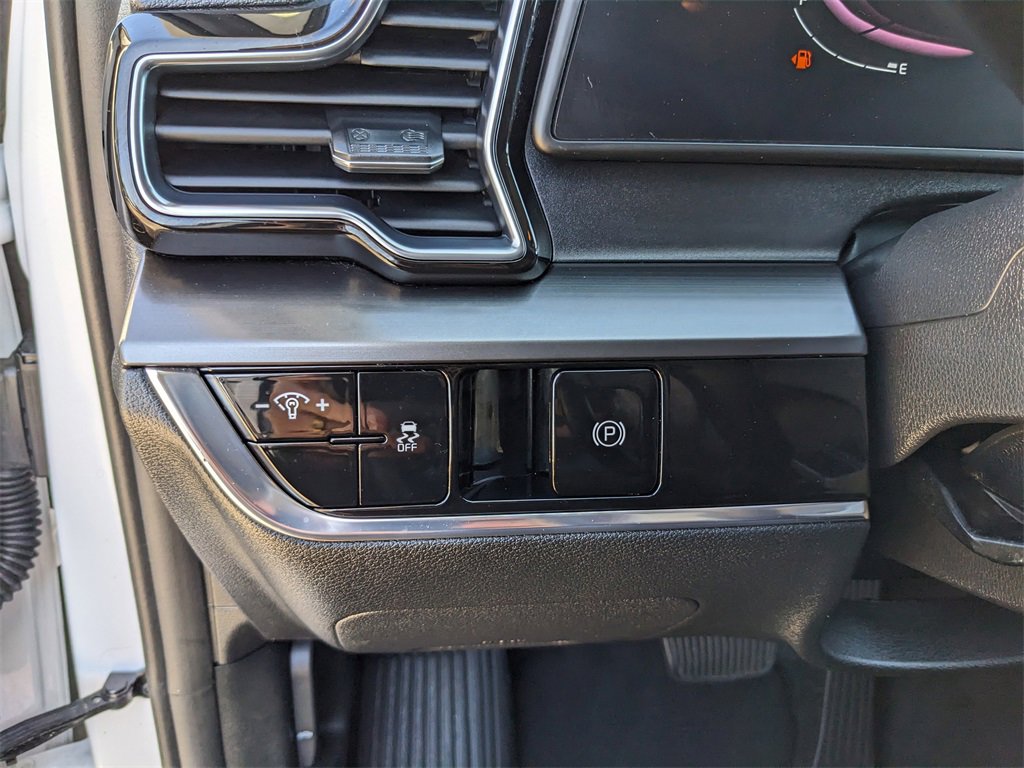 Certified 2023 Kia Sportage EX image 29