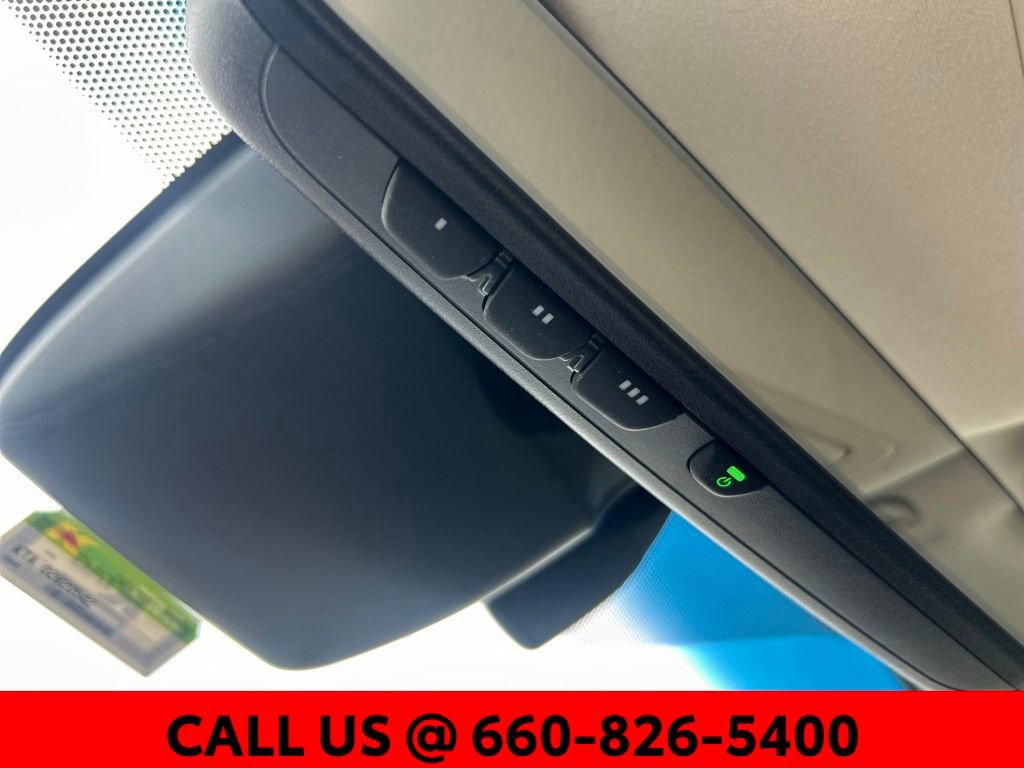 Used 2021 Lexus GX 460 Luxury w/ Accessory Package AWD/4WD image 28