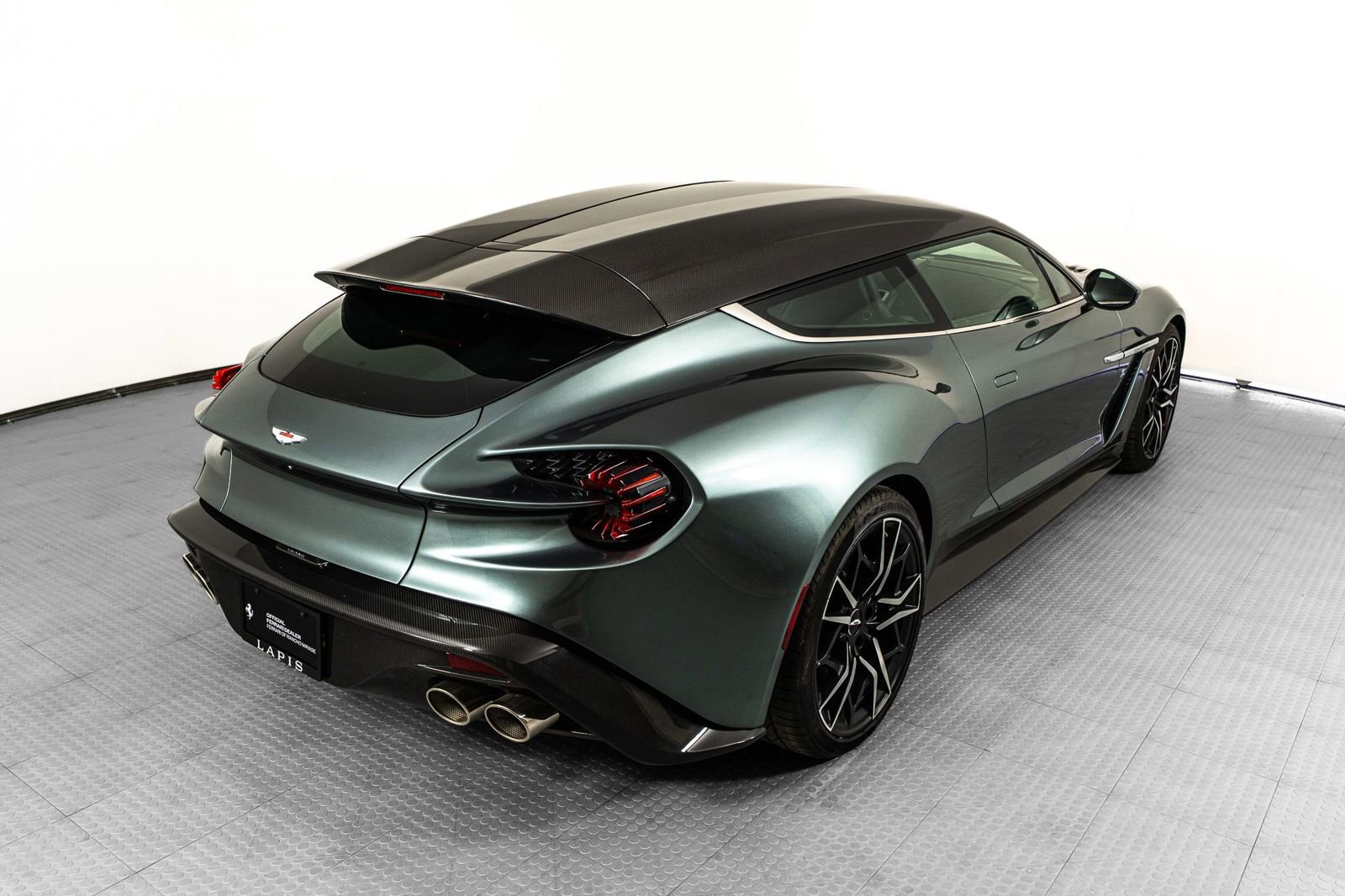 Used 2019 Aston Martin Vanquish Zagato image 10
