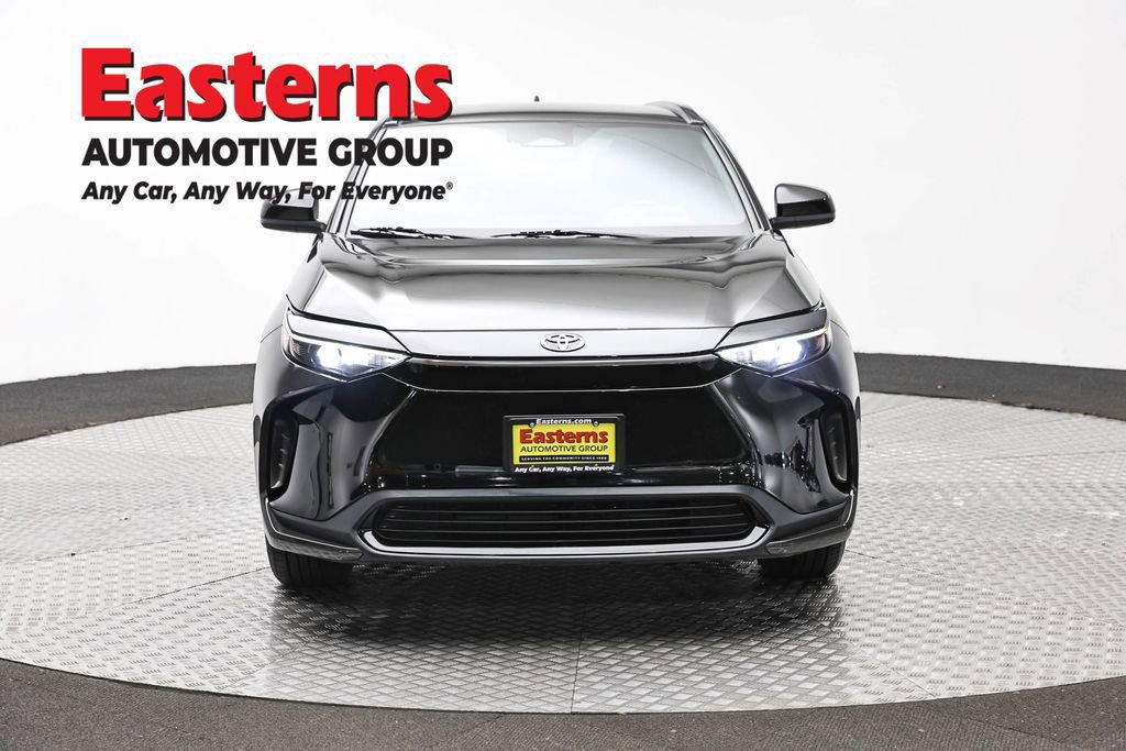 Used 2023 Toyota bZ4X XLE w/ Weather Package FWD image 2