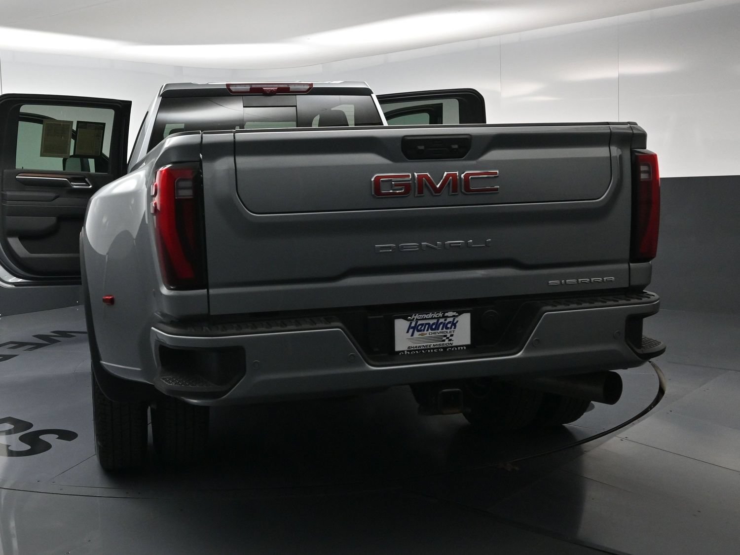 Used 2026 GMC Sierra 3500 Denali w/ Denali Reserve Package AWD/4WD image 28