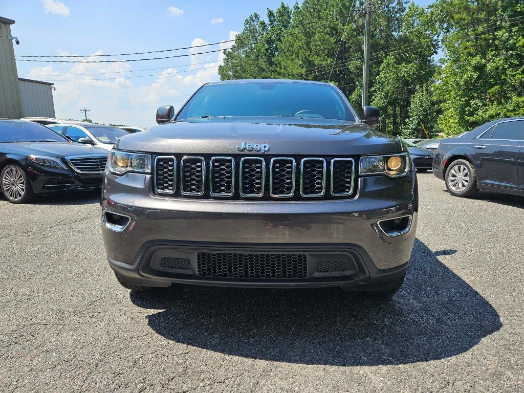 Used 2017 Jeep Grand Cherokee Laredo w/ Quick Order Package 2BE RWD image 4