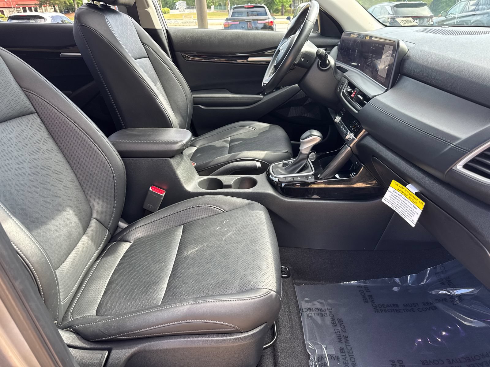 Used 2024 Kia Seltos EX AWD/4WD image 13